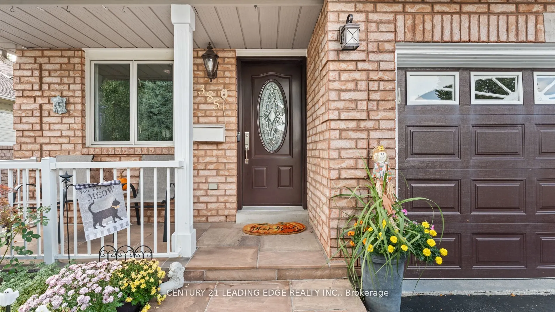 385 Compton Crescent