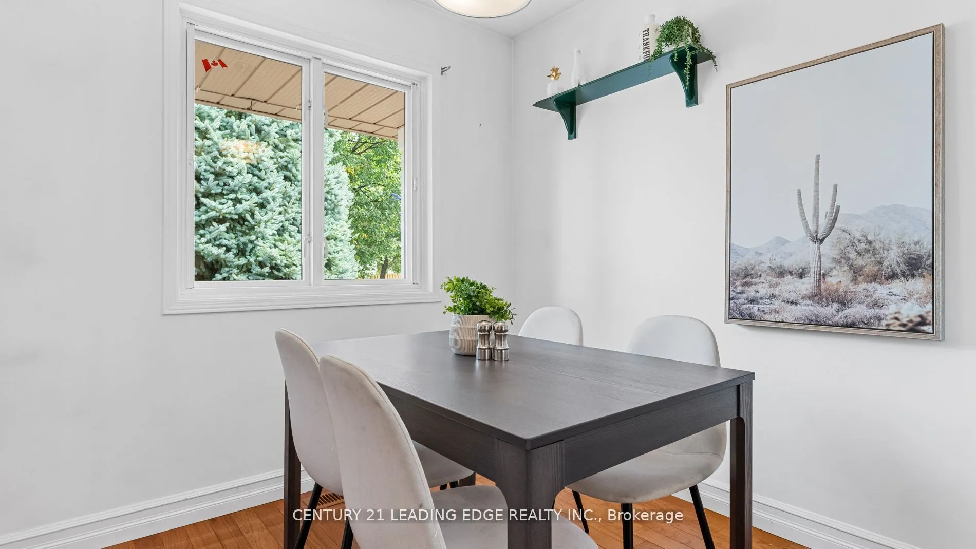 385 Compton Crescent