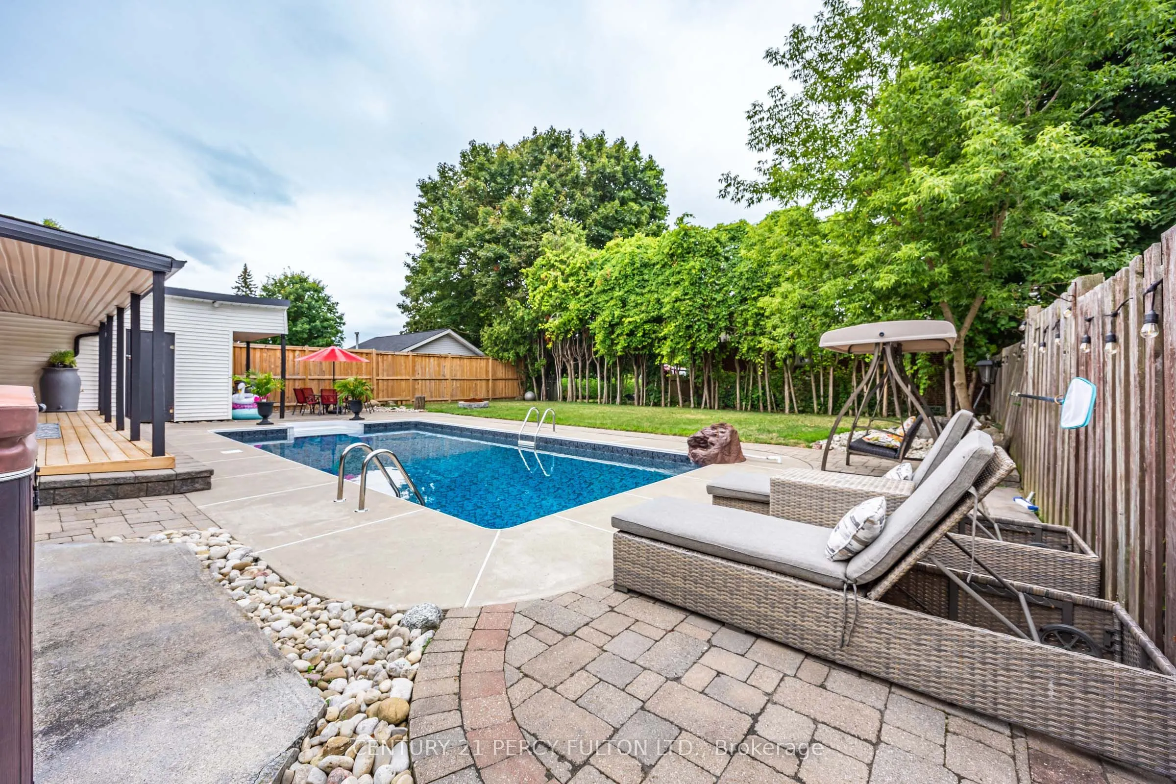 904 Somerville Street