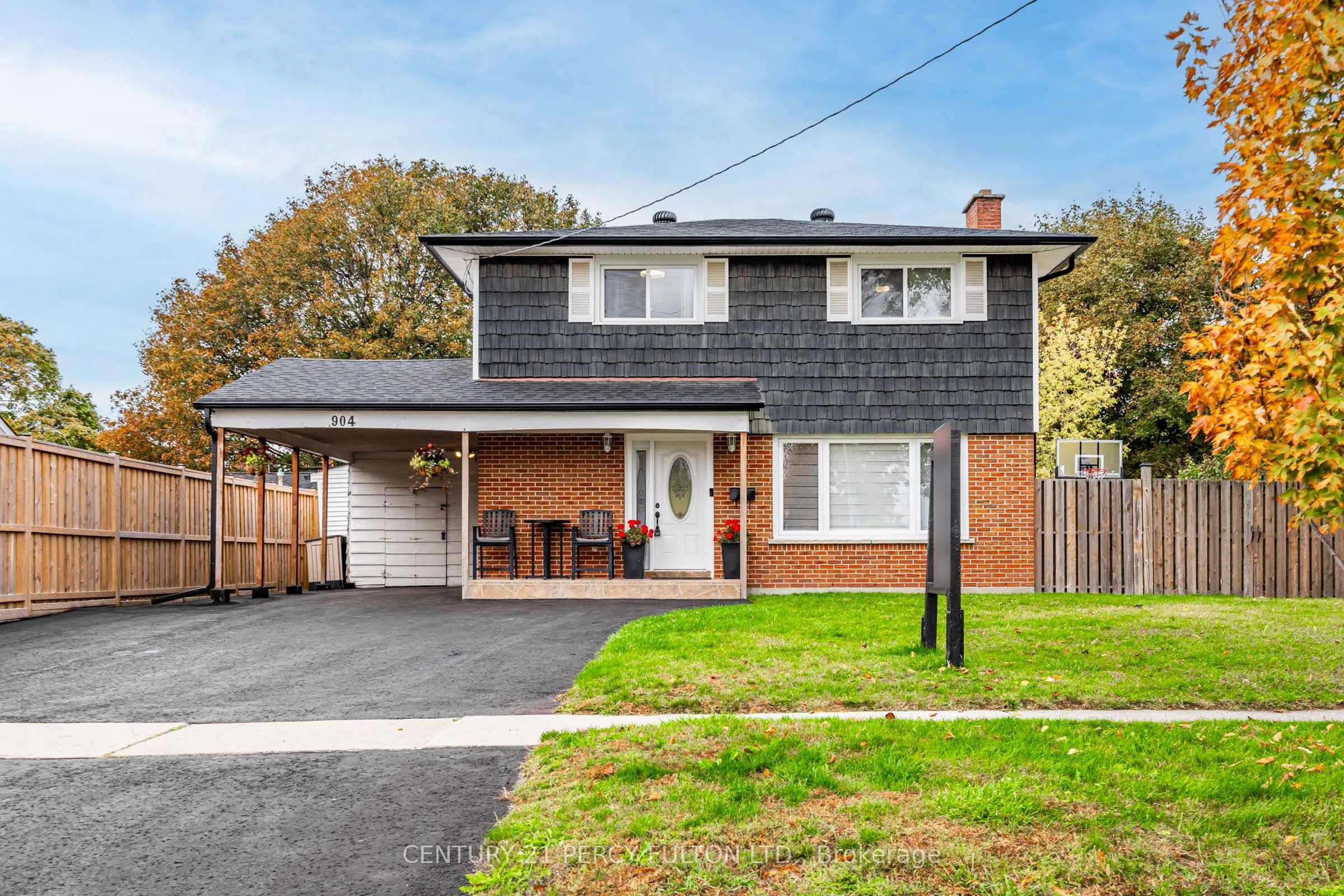 904 Somerville Street