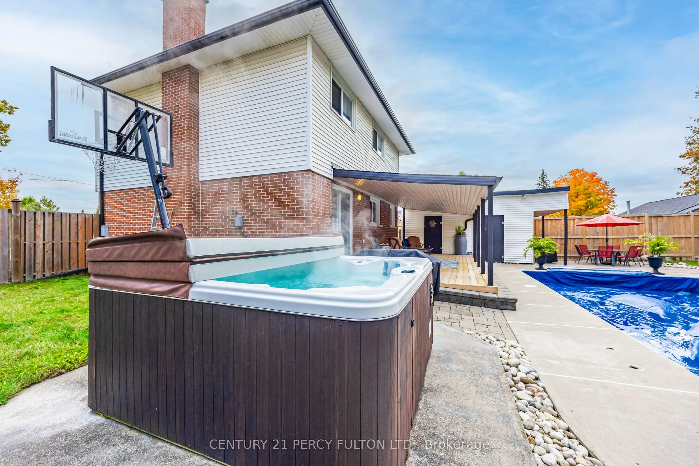 904 Somerville Street