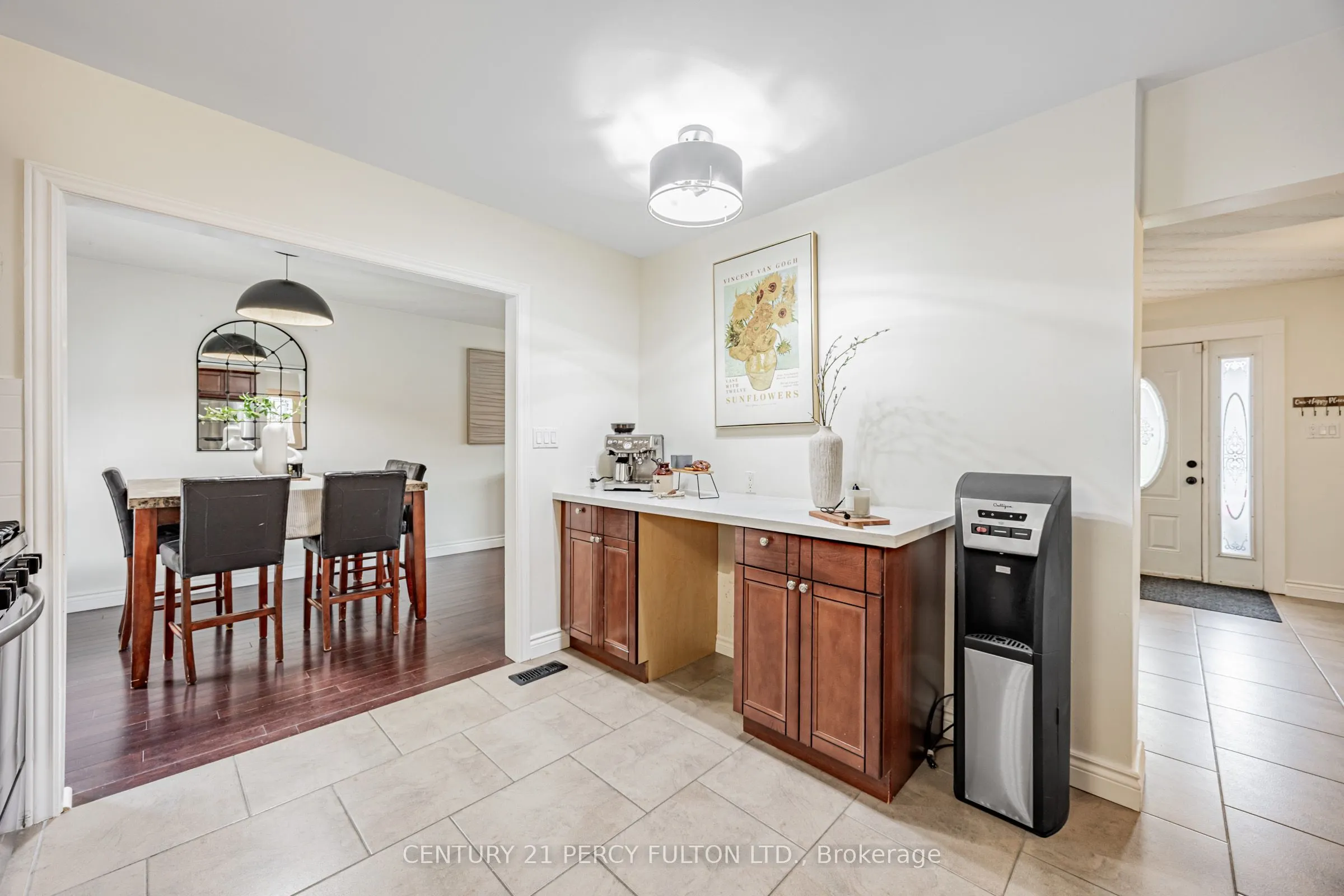 904 Somerville Street