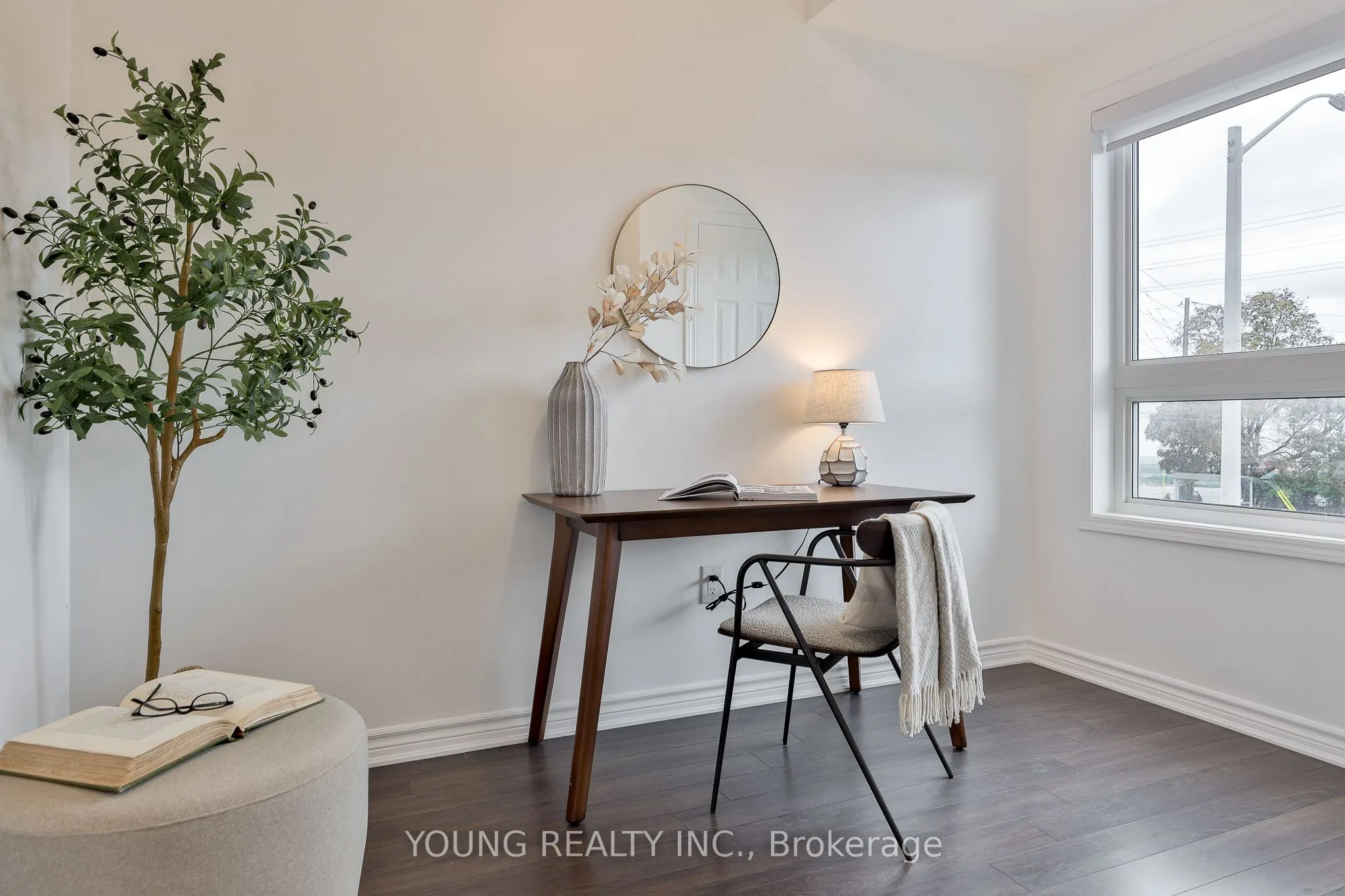 2791 EGLINTON Avenue E, #527