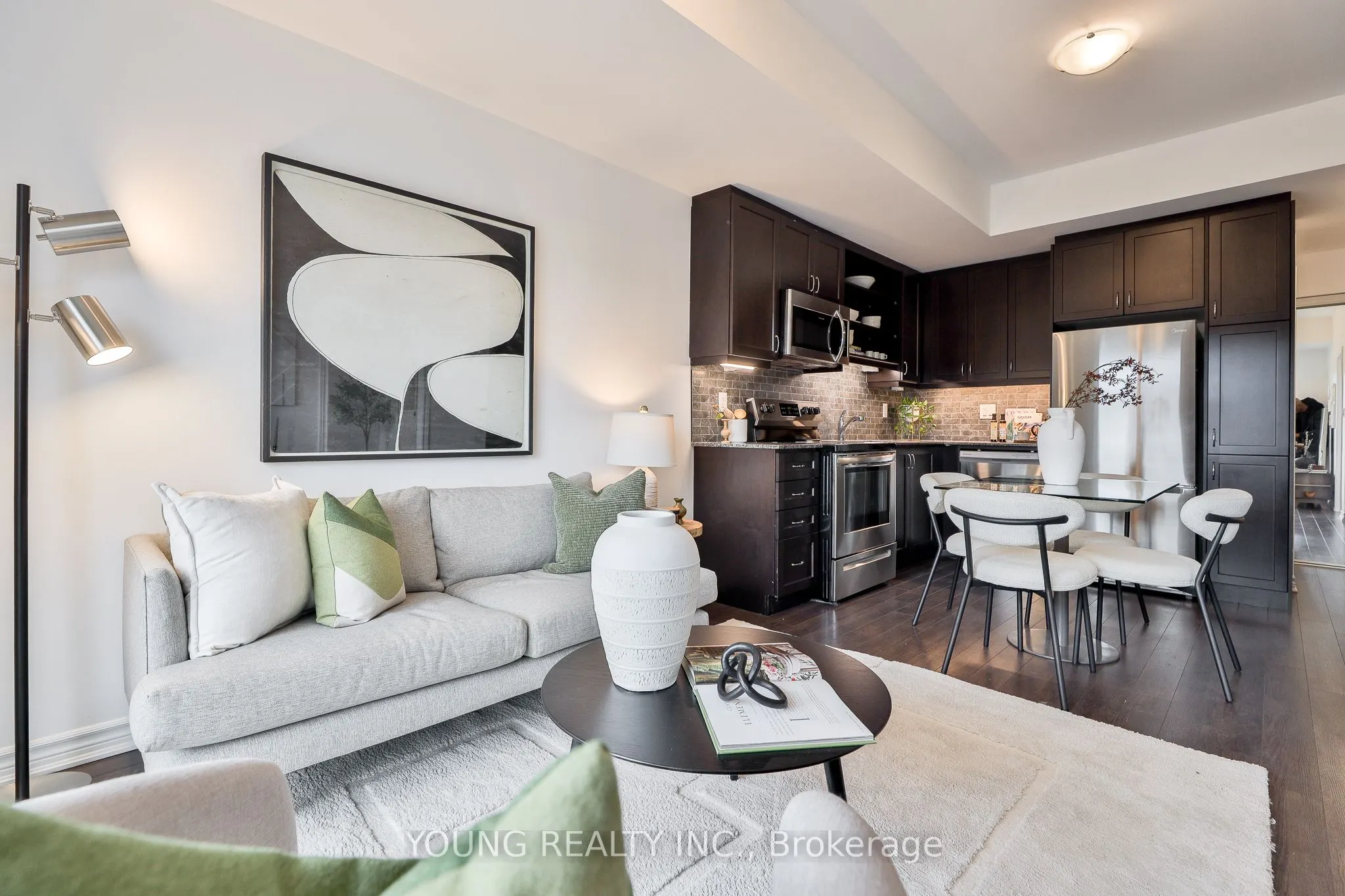 2791 EGLINTON Avenue E, #527