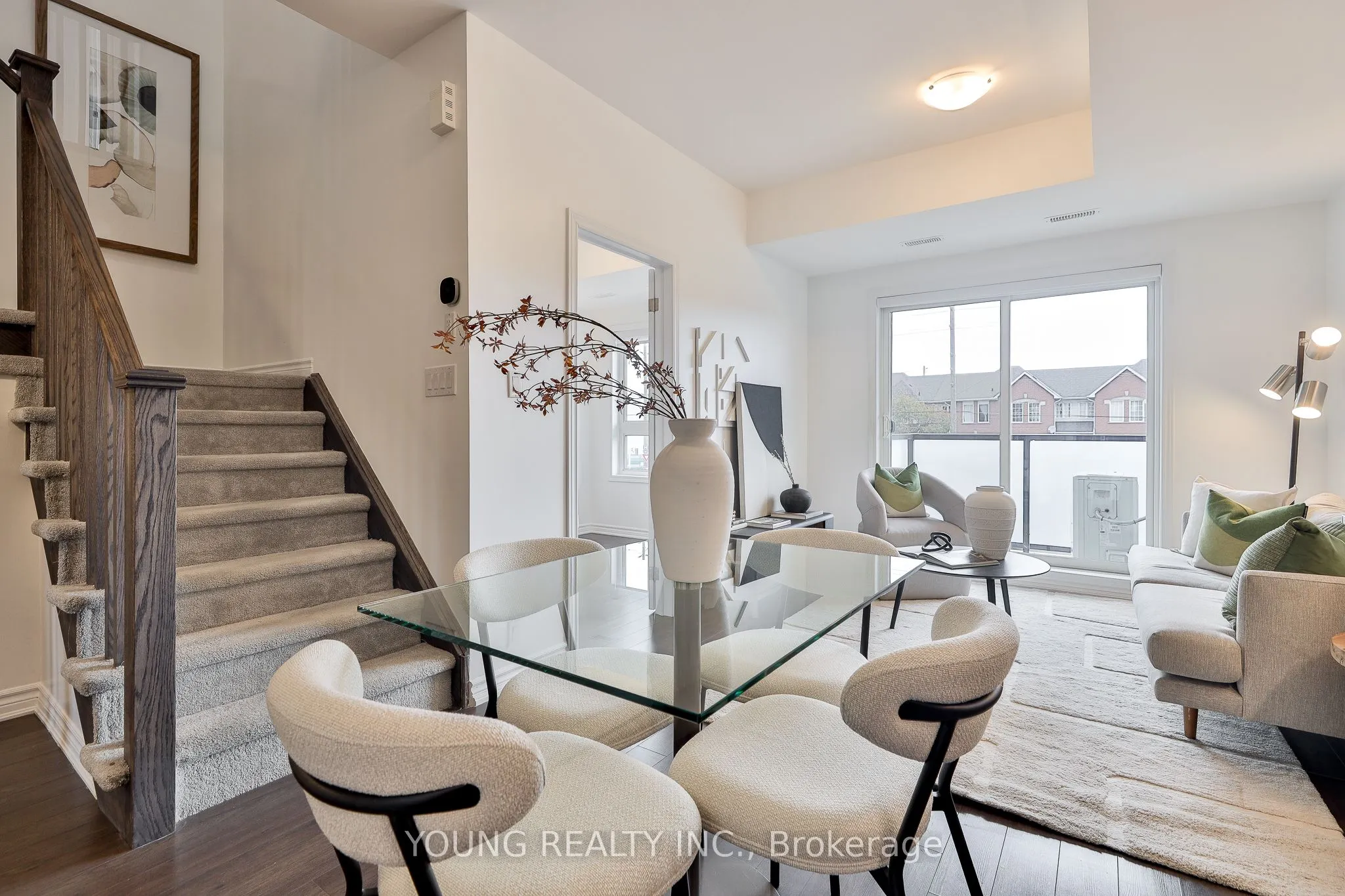 2791 EGLINTON Avenue E, #527