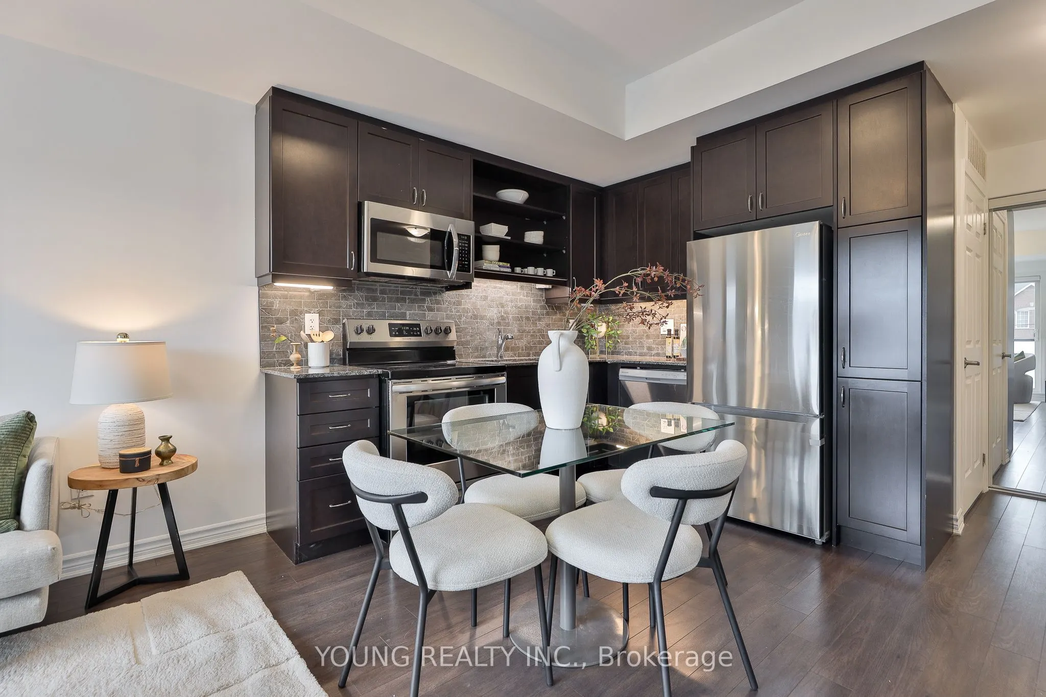 2791 EGLINTON Avenue E, #527