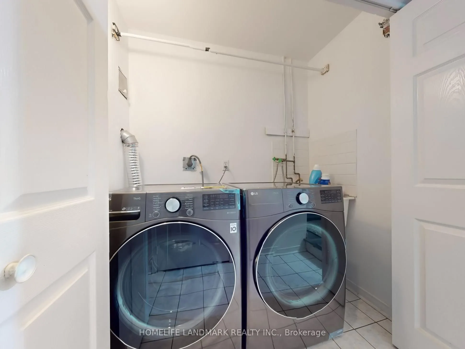 28 Rosebank Drive, #706