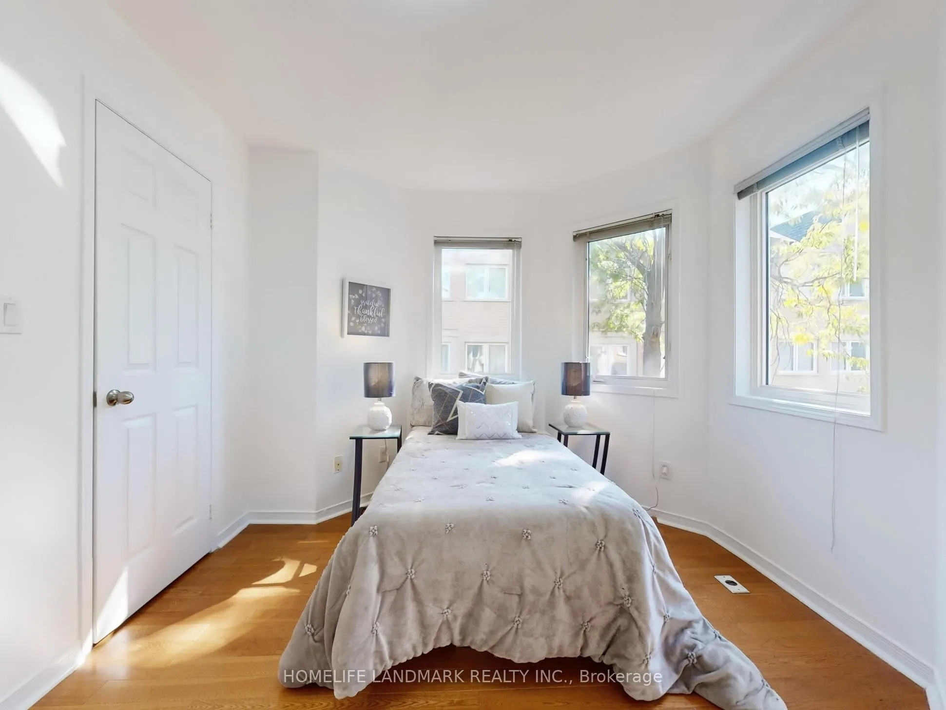 28 Rosebank Drive, #706