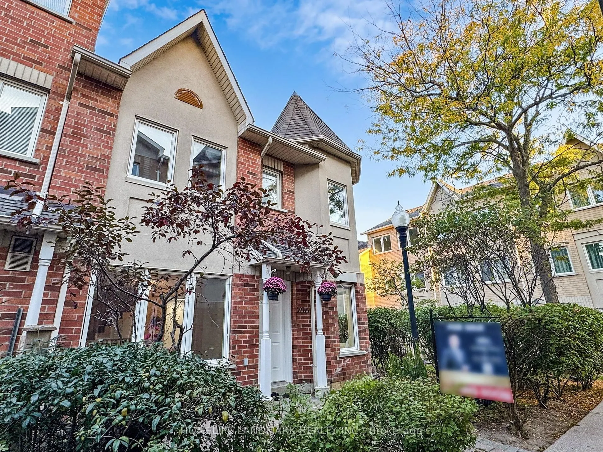 28 Rosebank Drive, #706