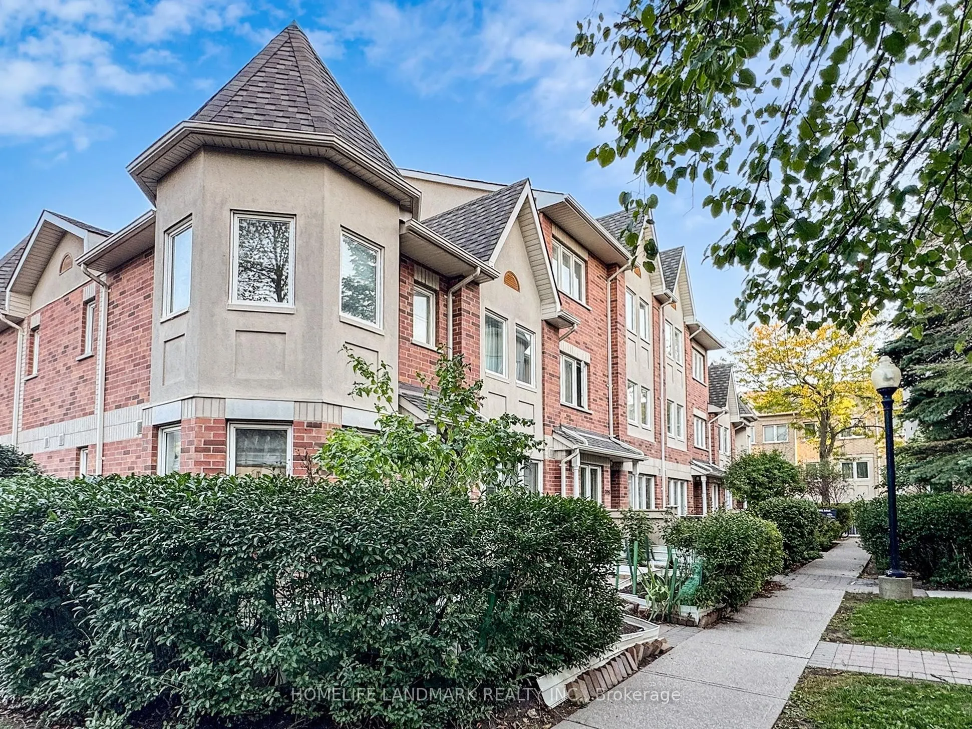 28 Rosebank Drive, #706