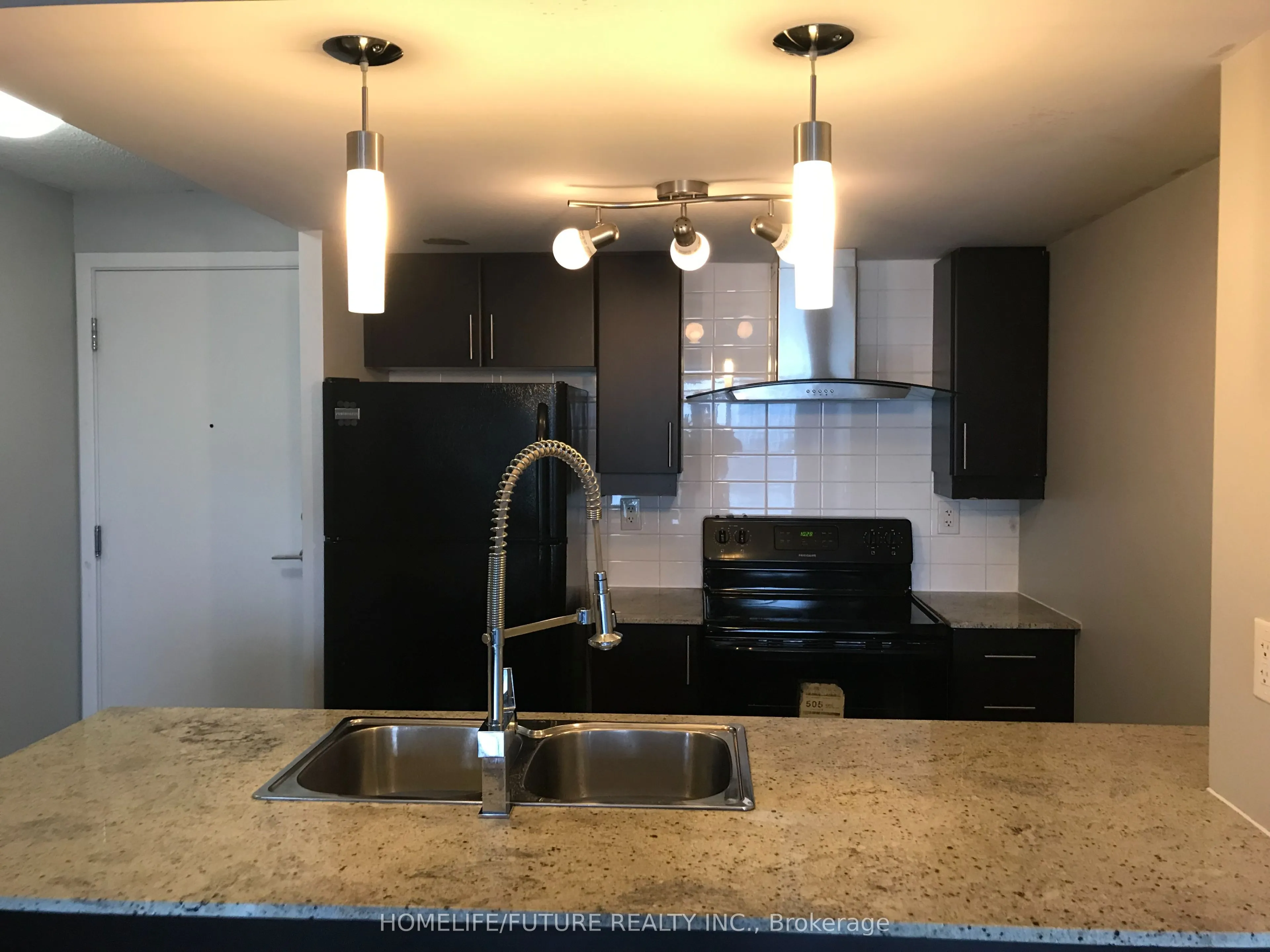 190 Borough Drive, #1209