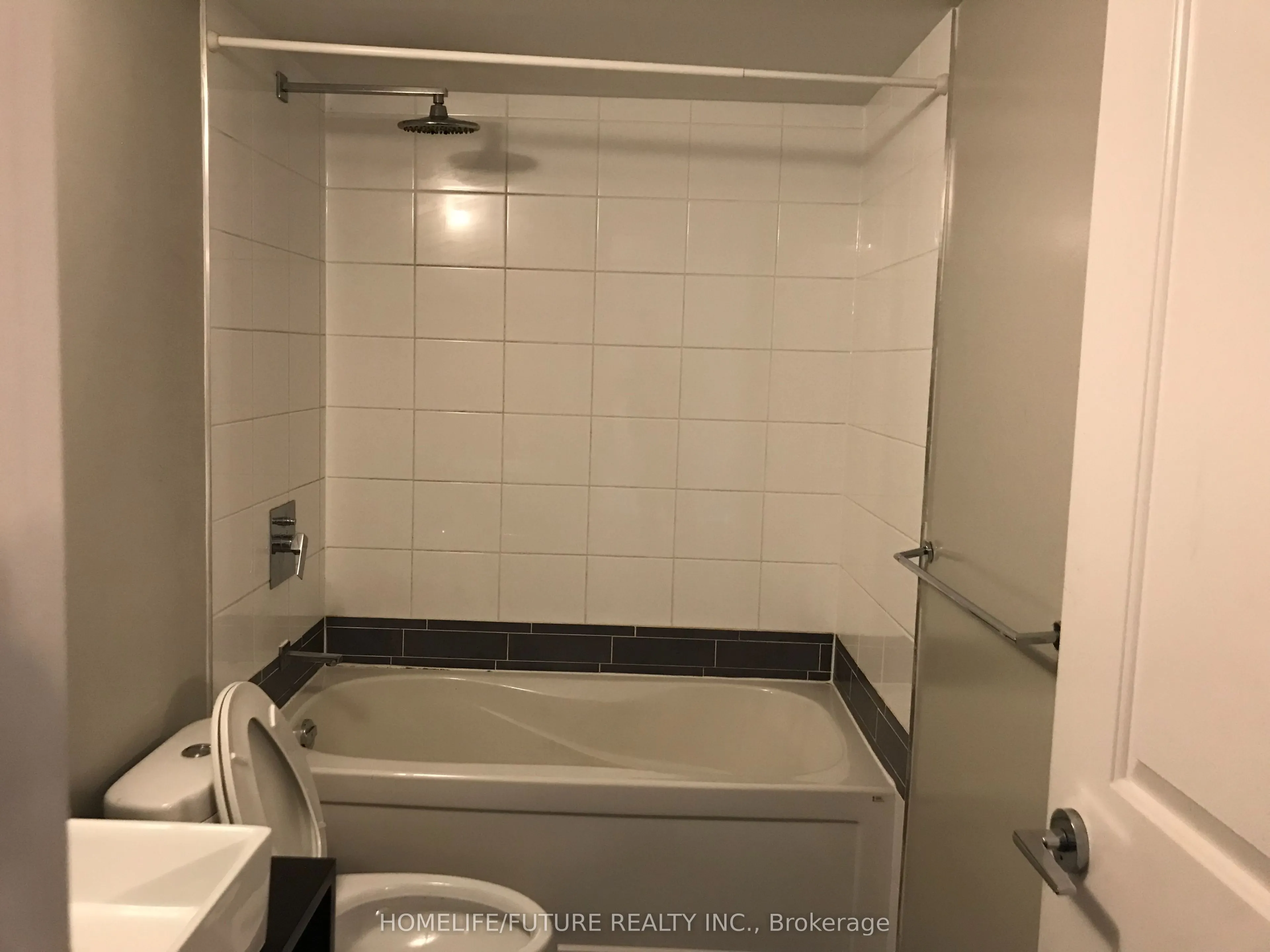 190 Borough Drive, #1209