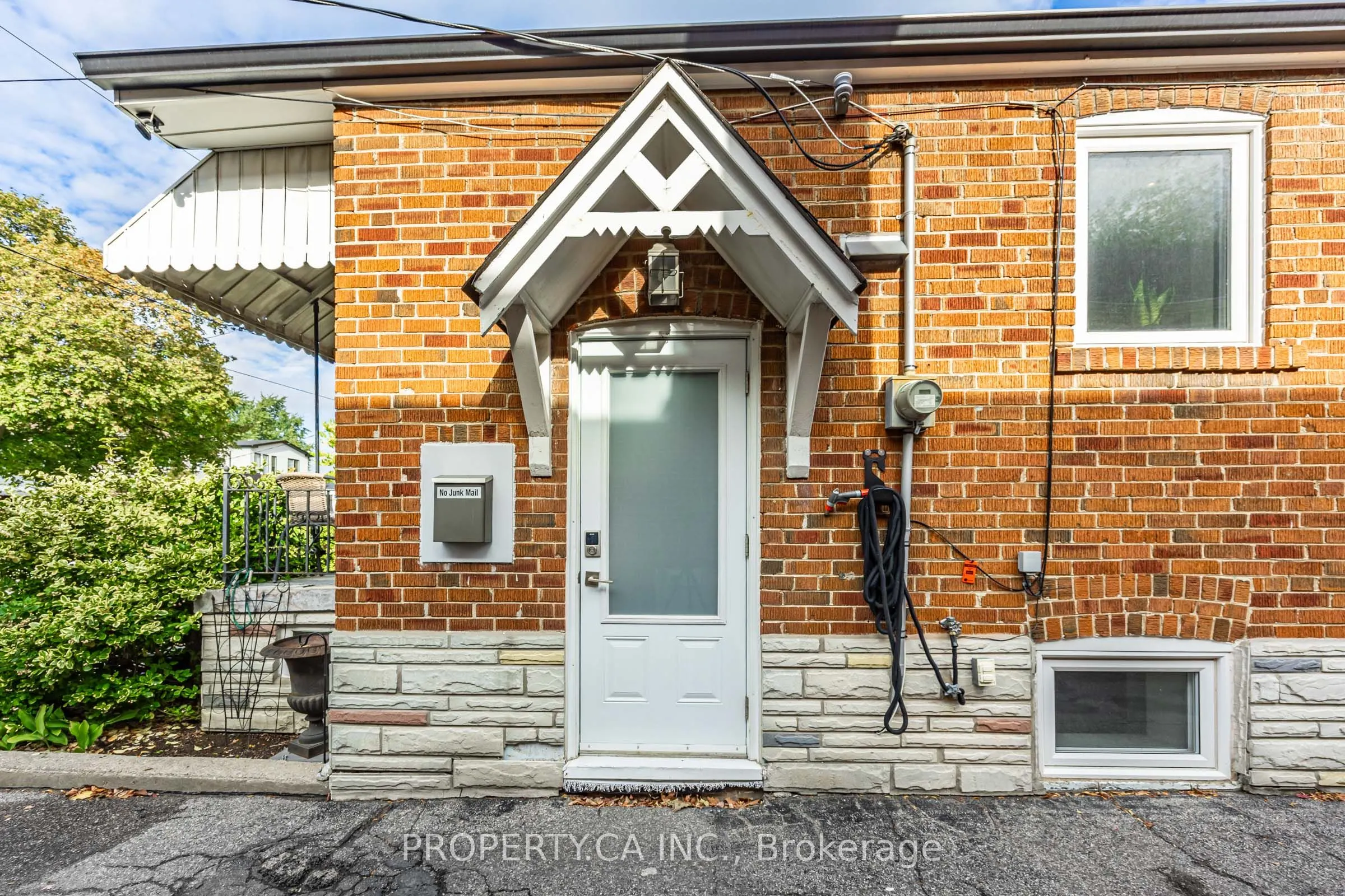 9 Mckayfield Road, #Basement