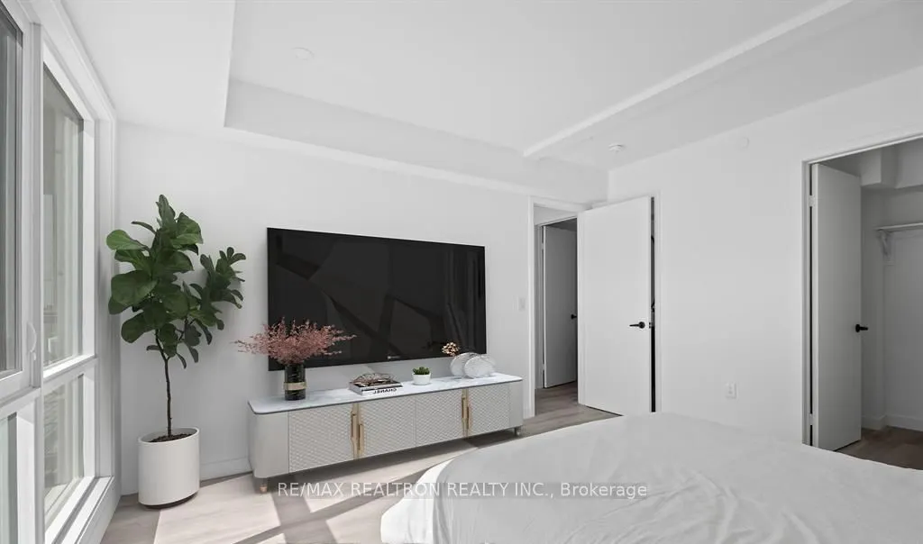 61 Orchard Park Drive, #204