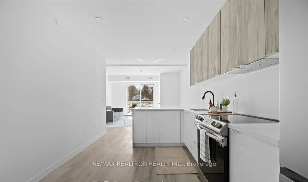 61 Orchard Park Drive, #204