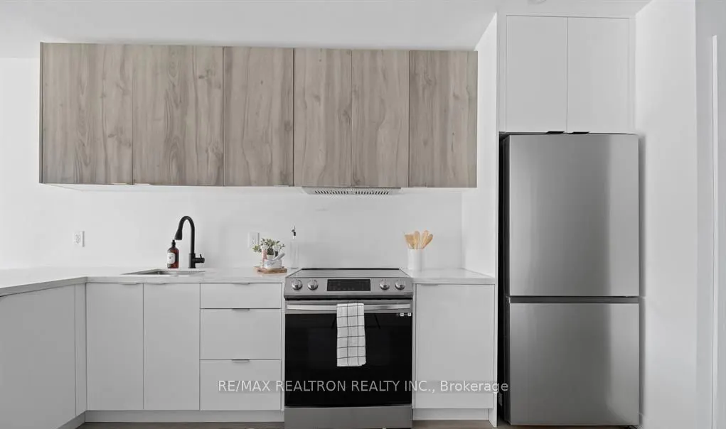 61 Orchard Park Drive, #204