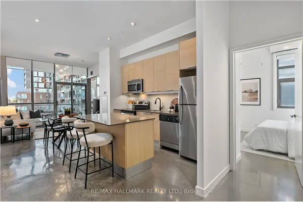 625 Queen Street E, #503