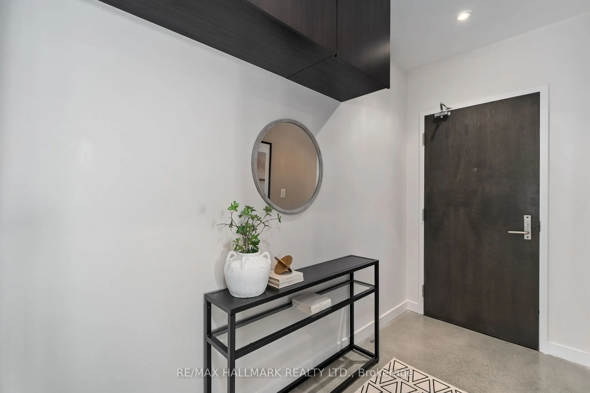 625 Queen Street E, #503