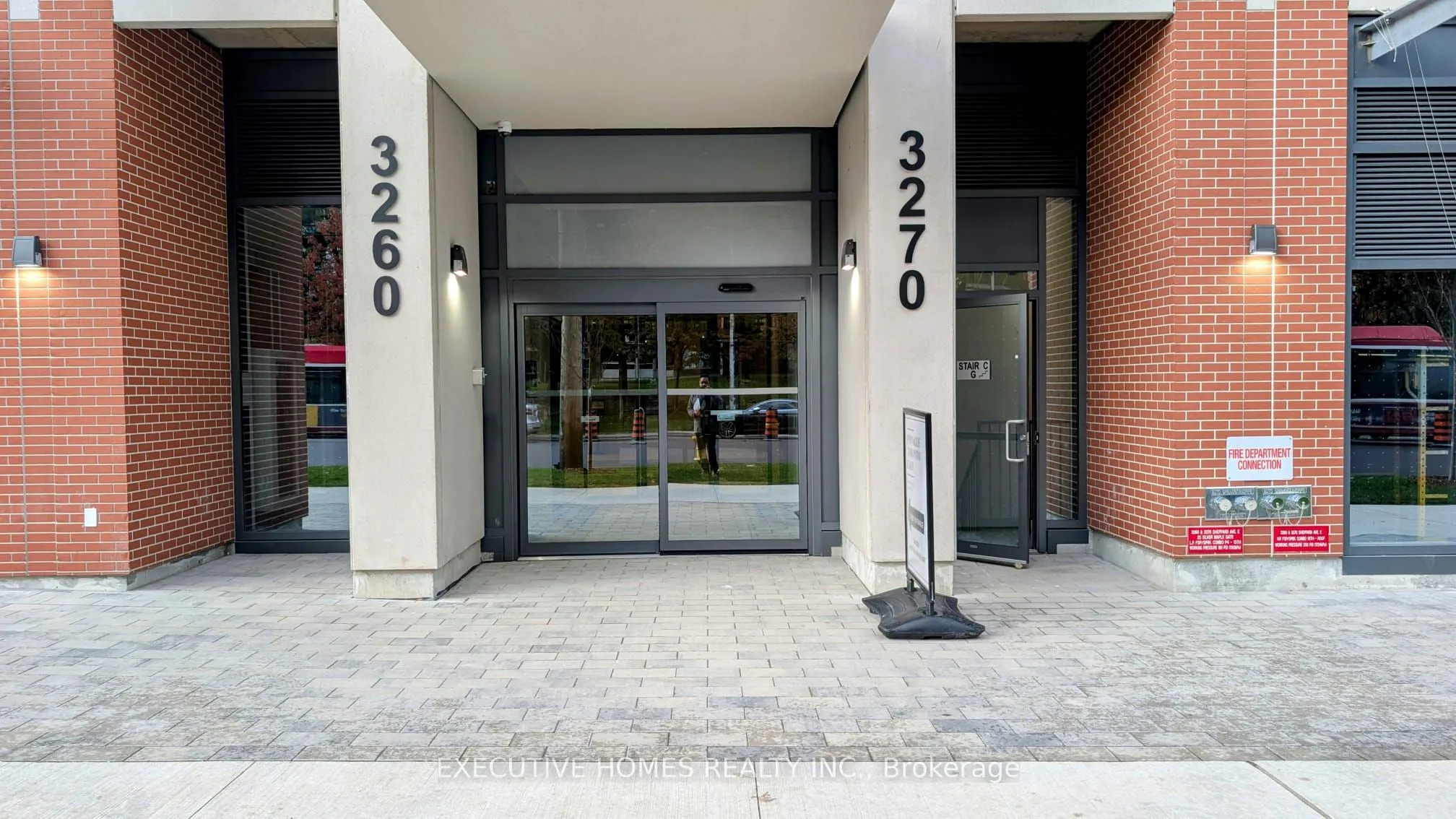 3270 Sheppard Avenue E, #1