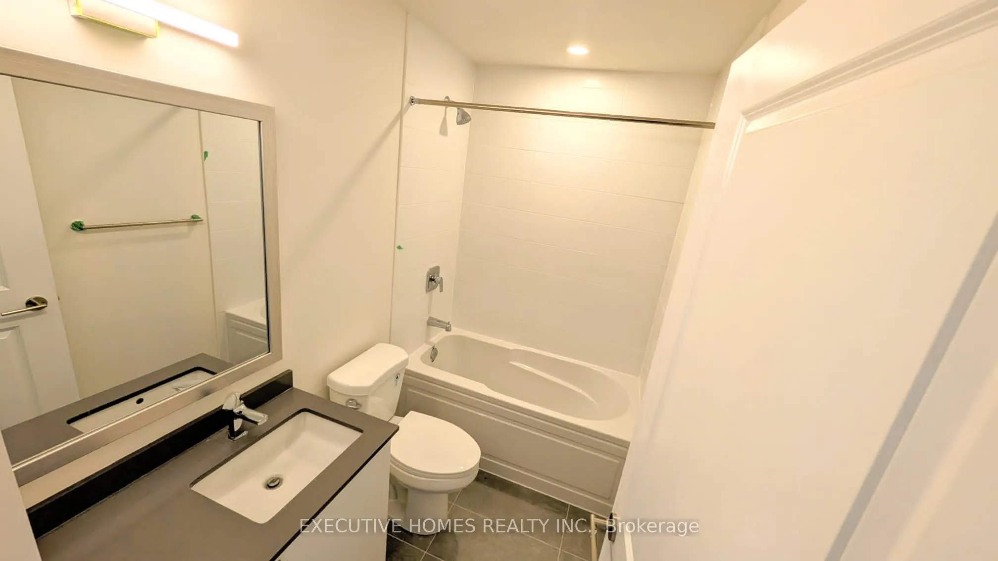 3270 Sheppard Avenue E, #1