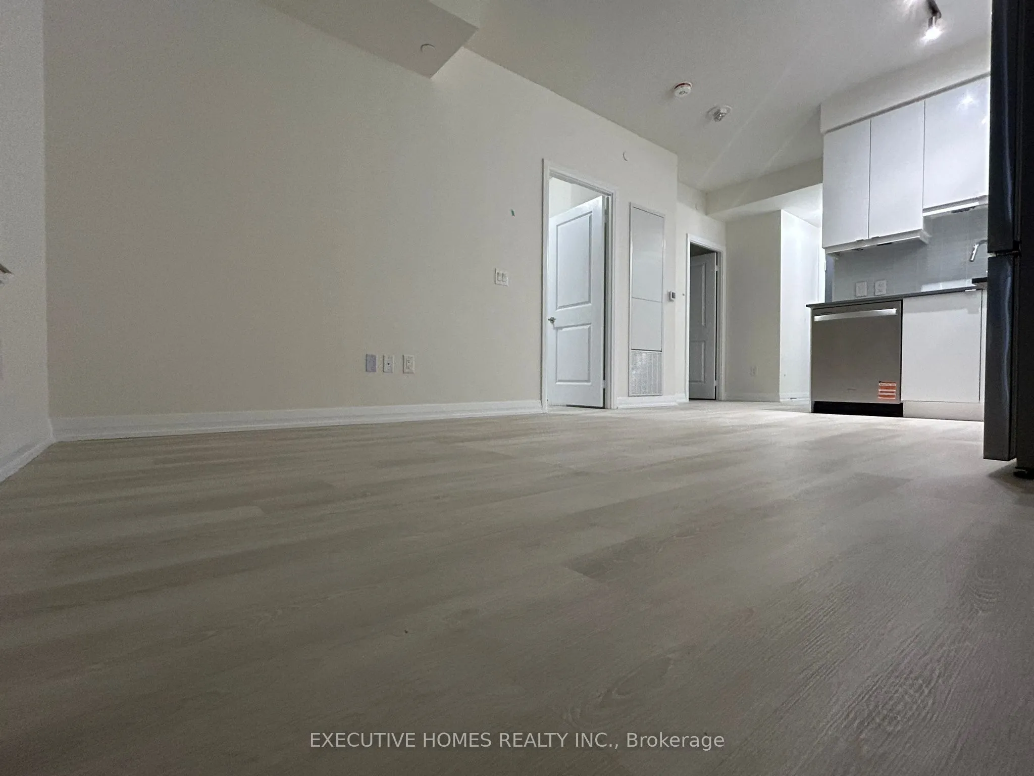 3270 Sheppard Avenue E, #1