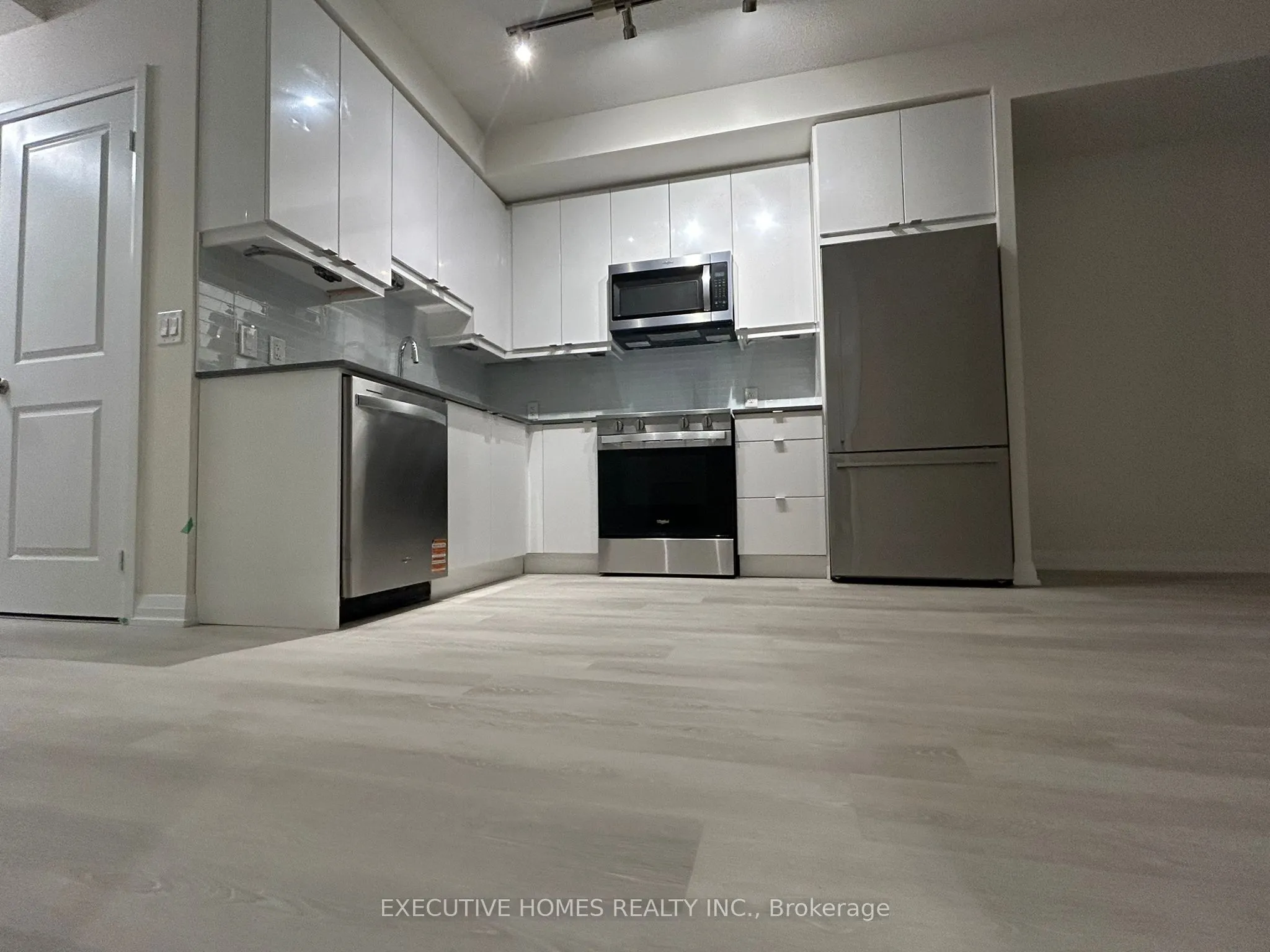 3270 Sheppard Avenue E, #1