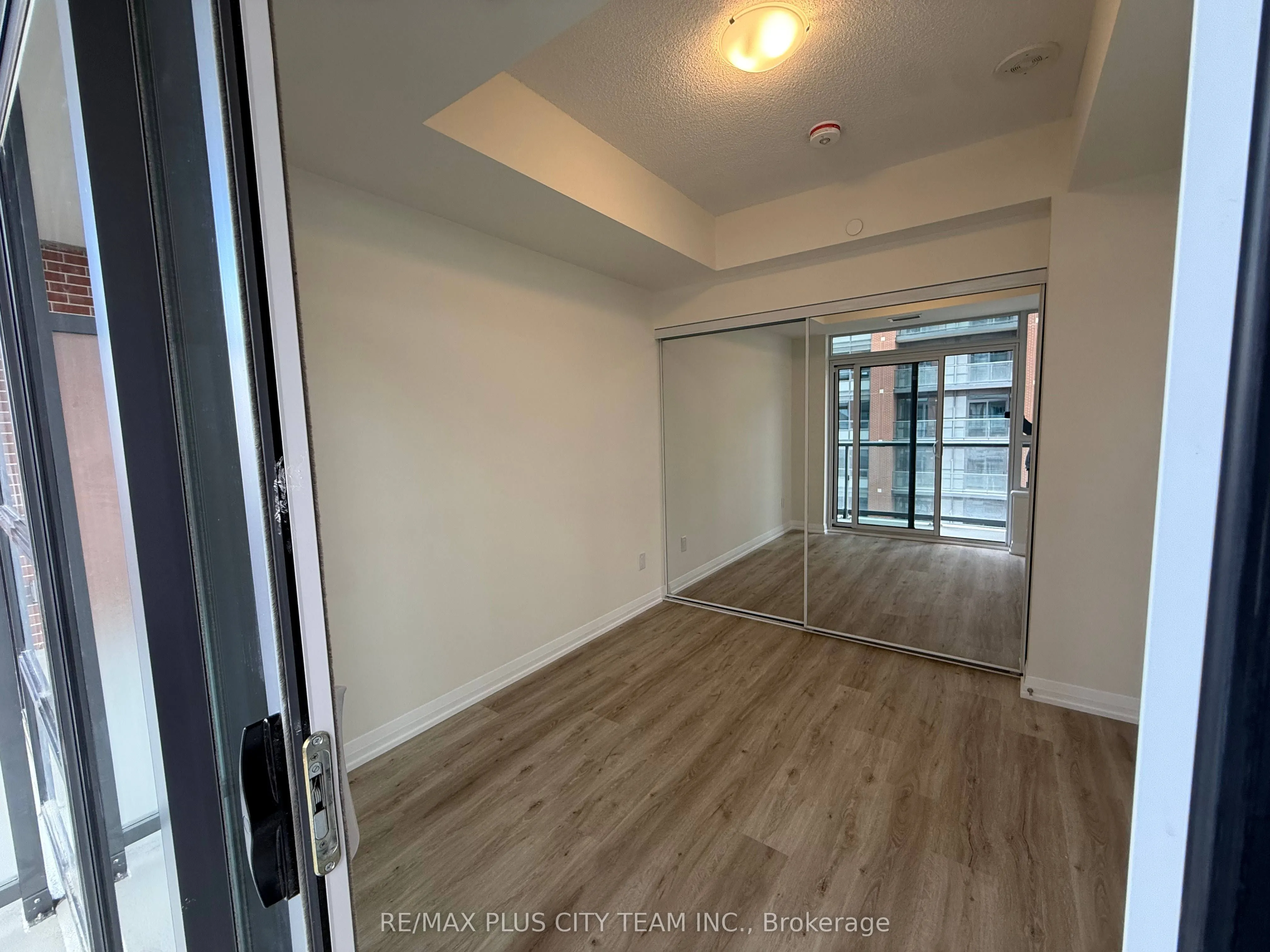 3270 Sheppard Avenue E, #1725