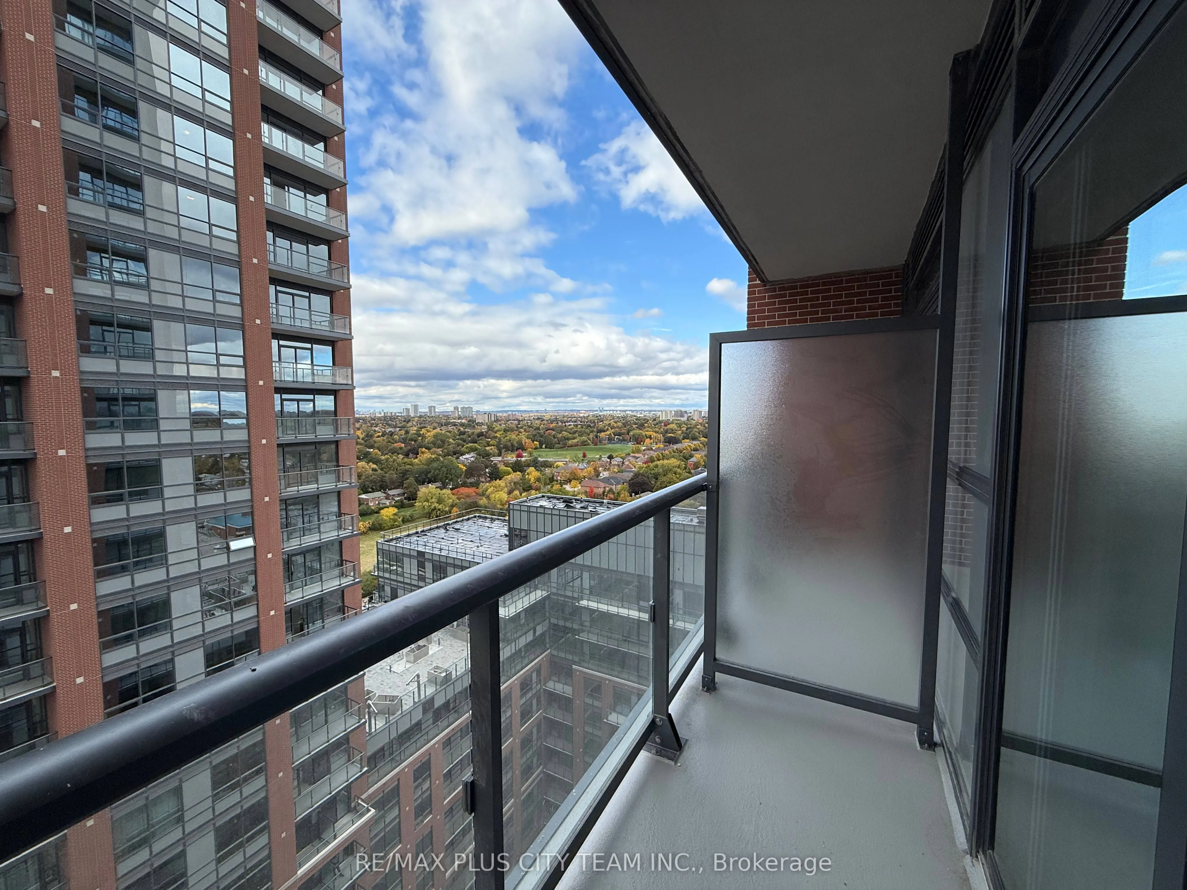 3270 Sheppard Avenue E, #1725