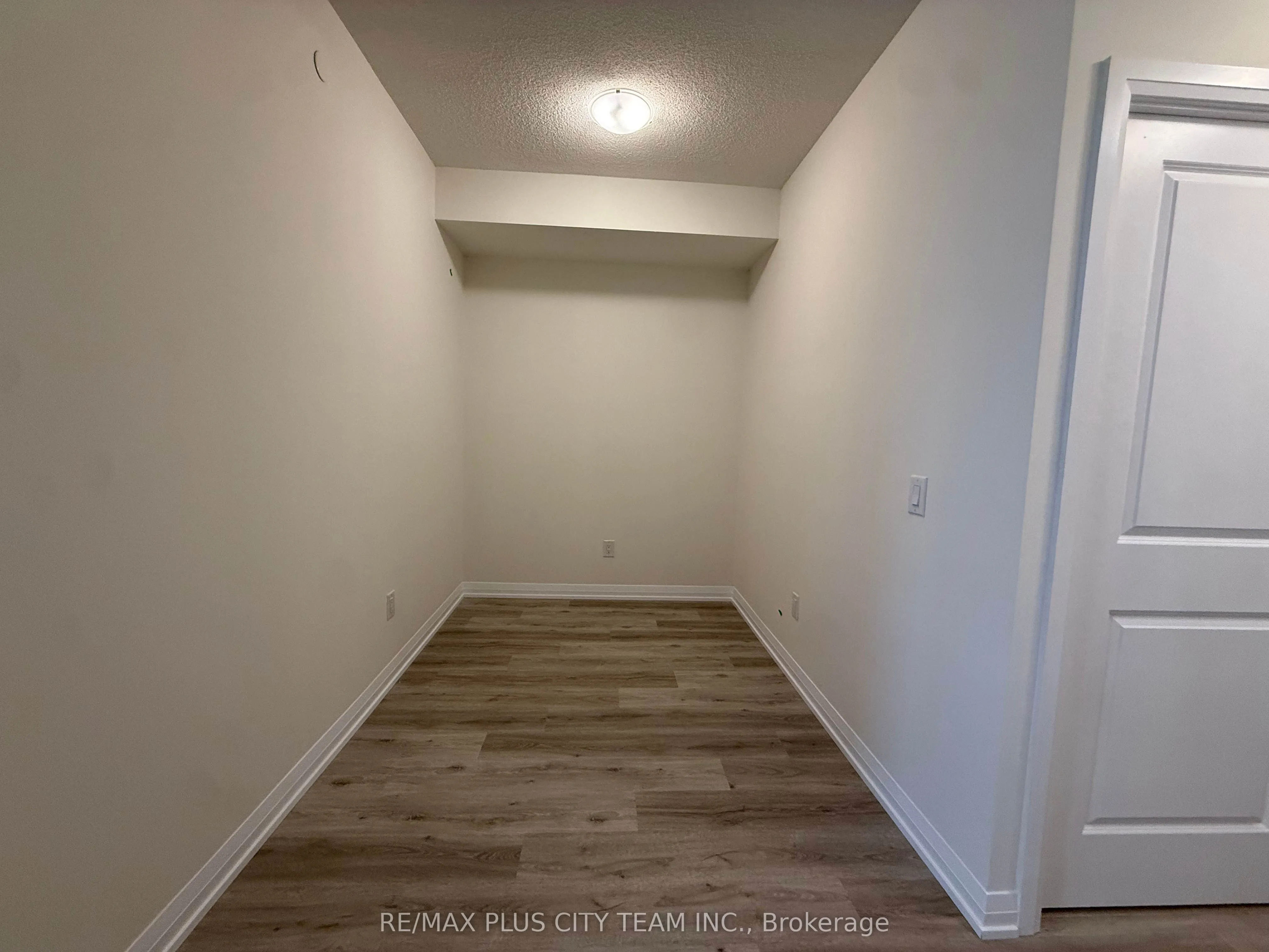 3270 Sheppard Avenue E, #1725