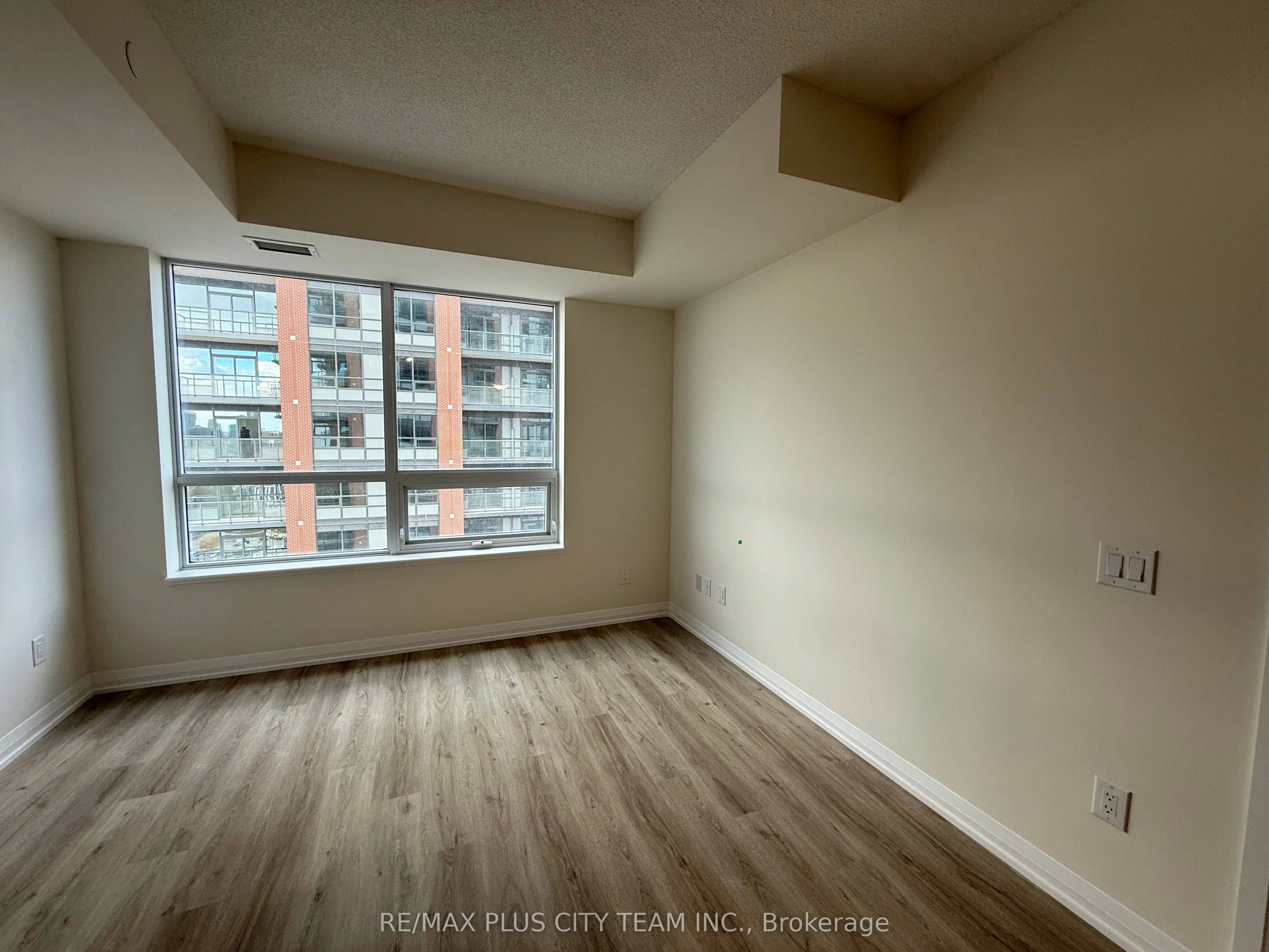 3270 Sheppard Avenue E, #1725