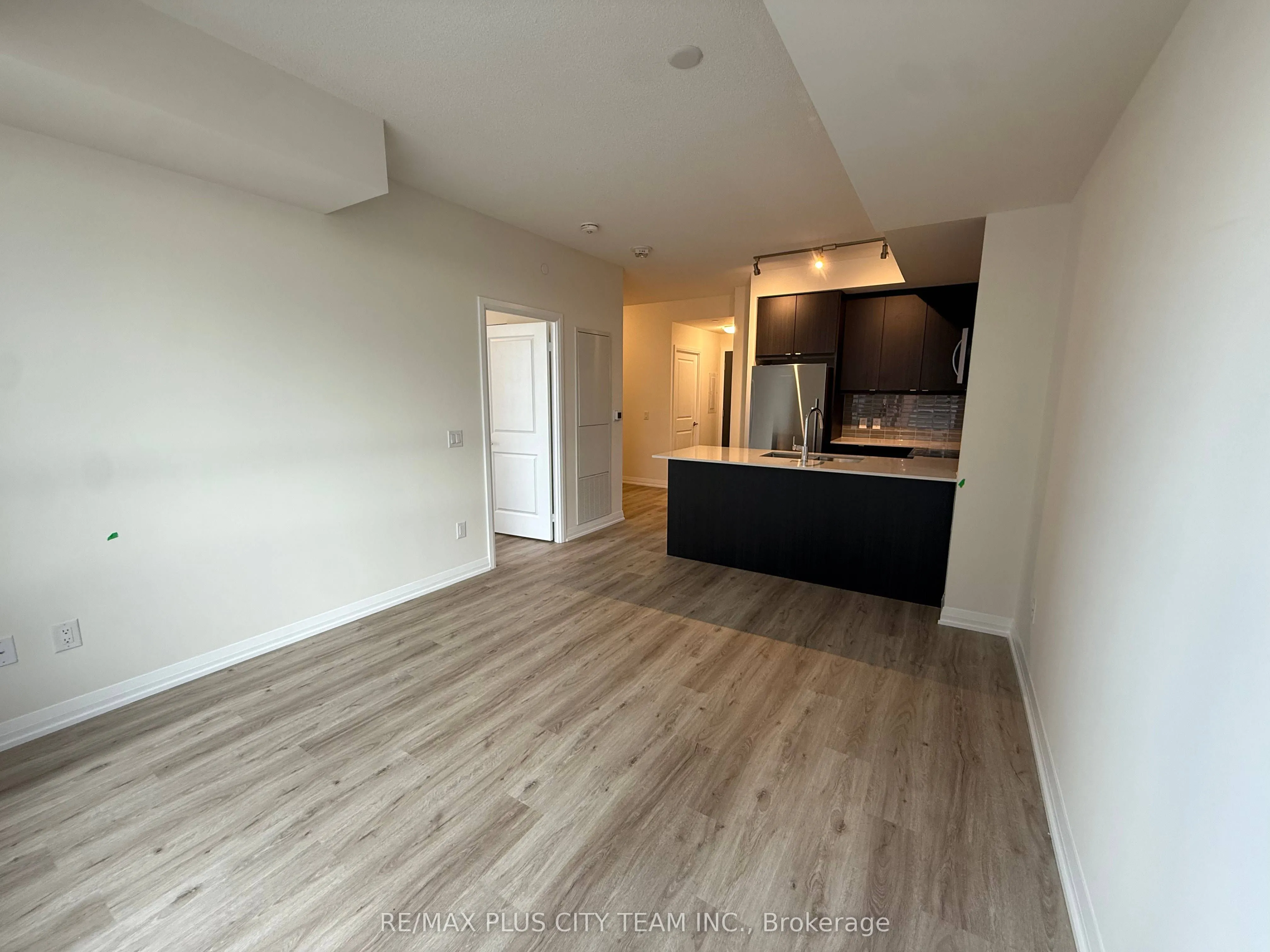 3270 Sheppard Avenue E, #1725