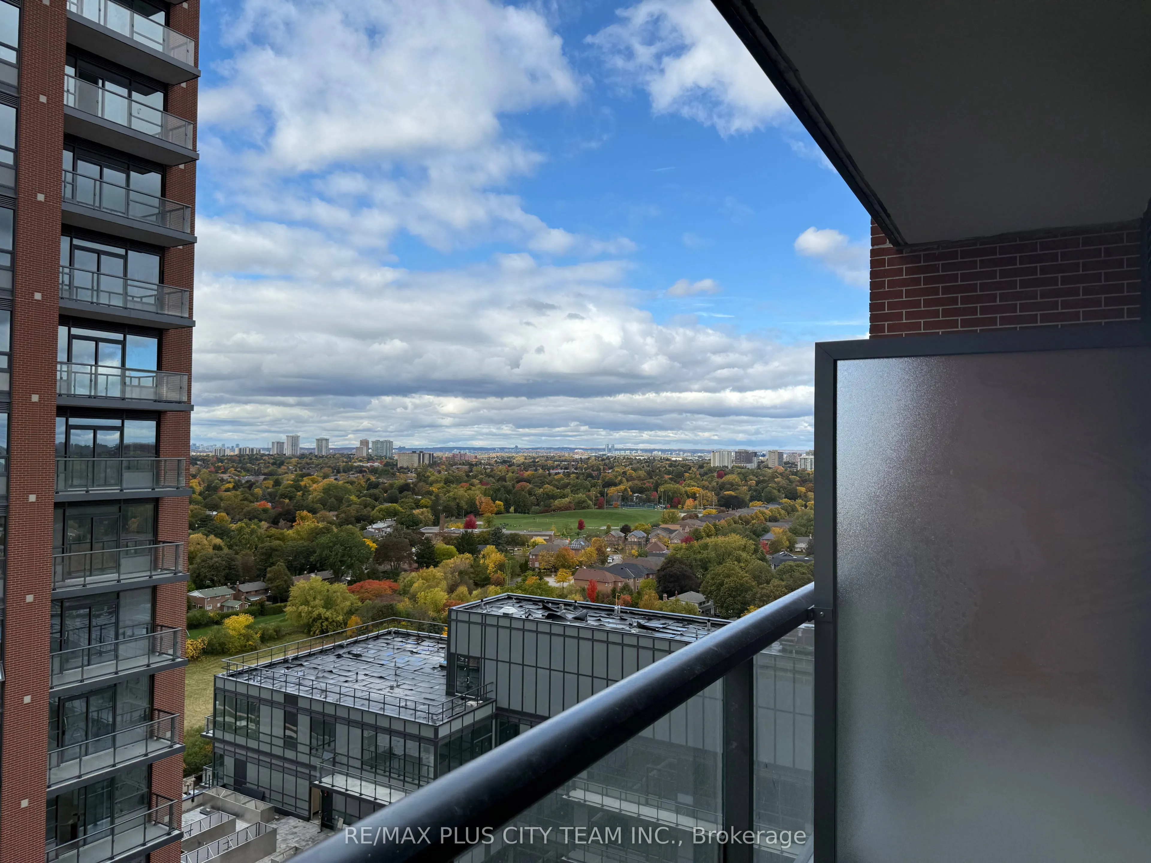 3270 Sheppard Avenue E, #1725