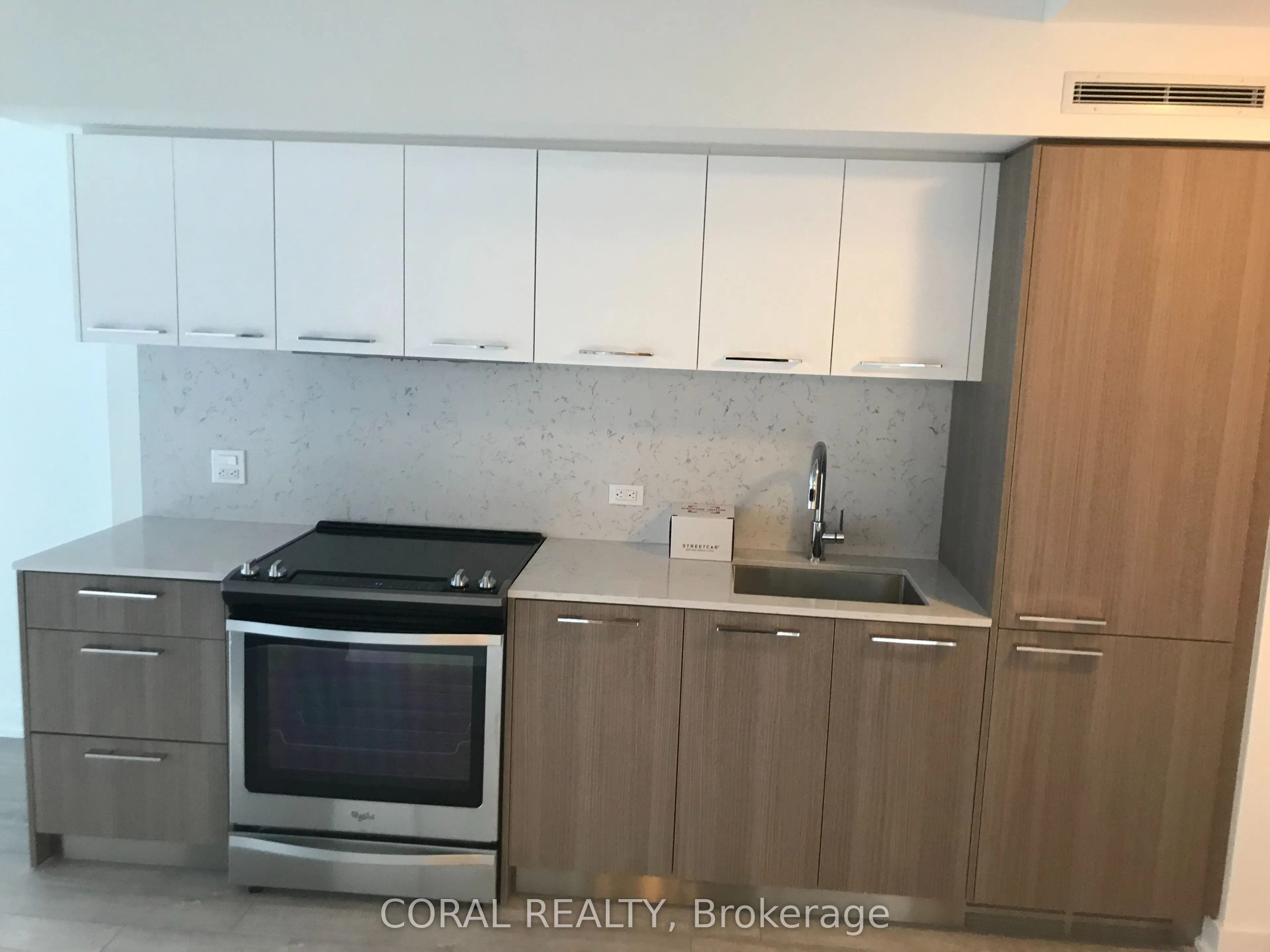 25 Baseball Place, #909