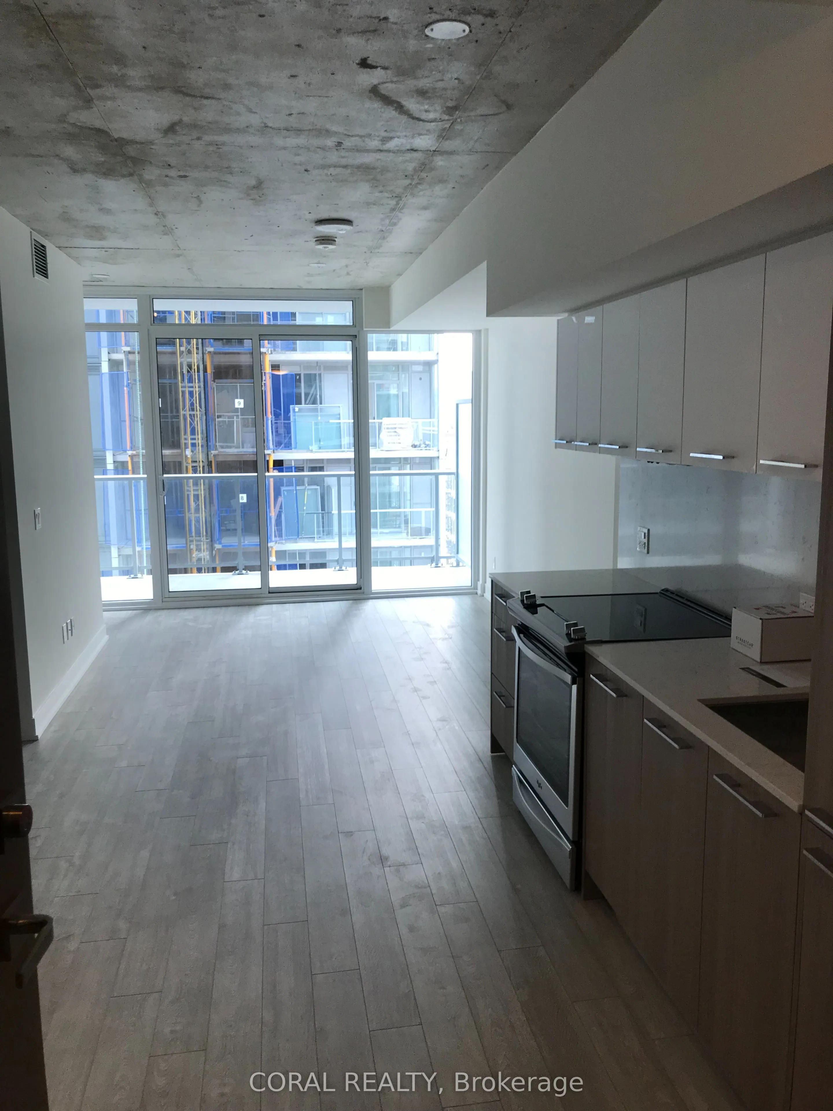 25 Baseball Place, #909