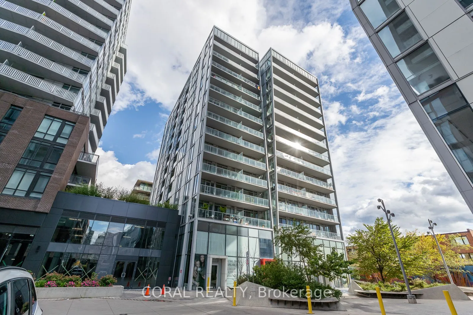 25 Baseball Place, #909