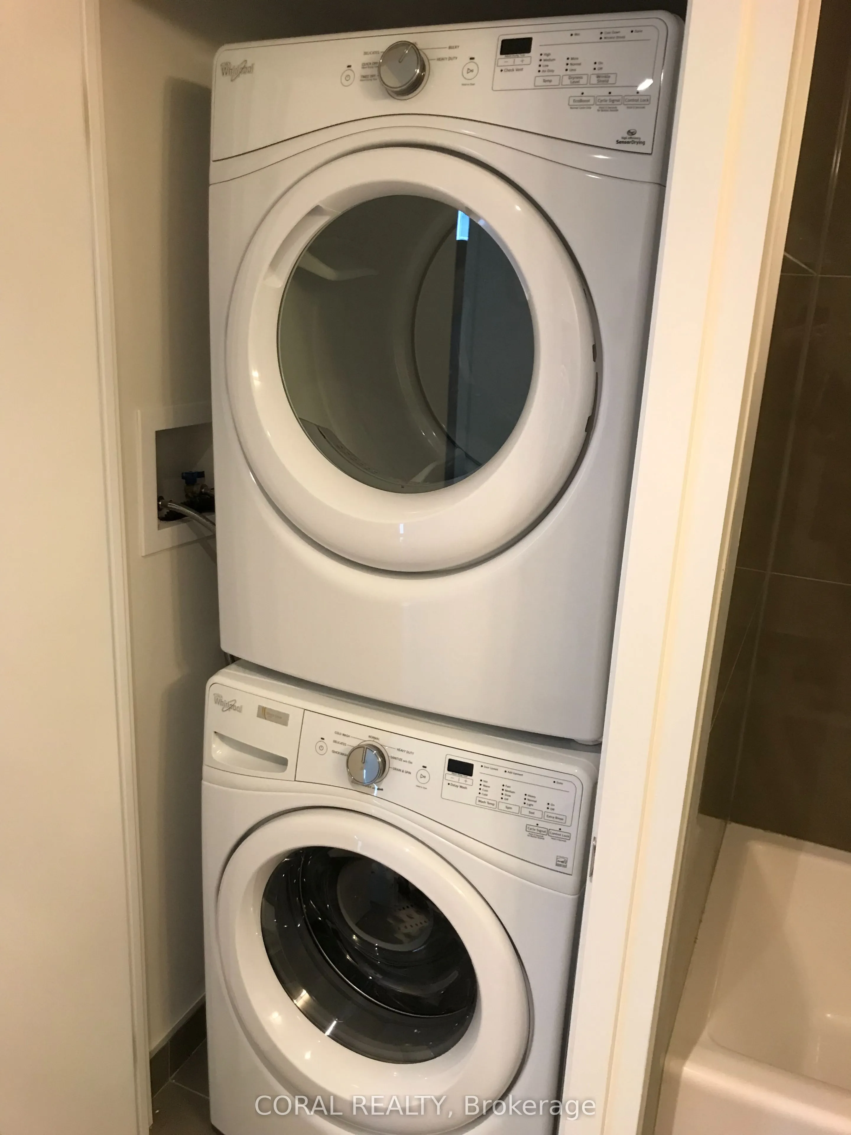 25 Baseball Place, #909