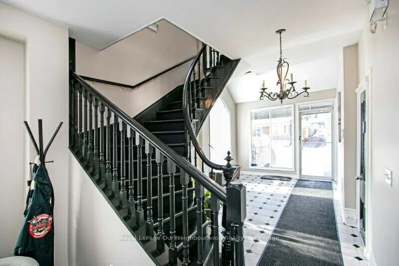 71 Albert Street, #5