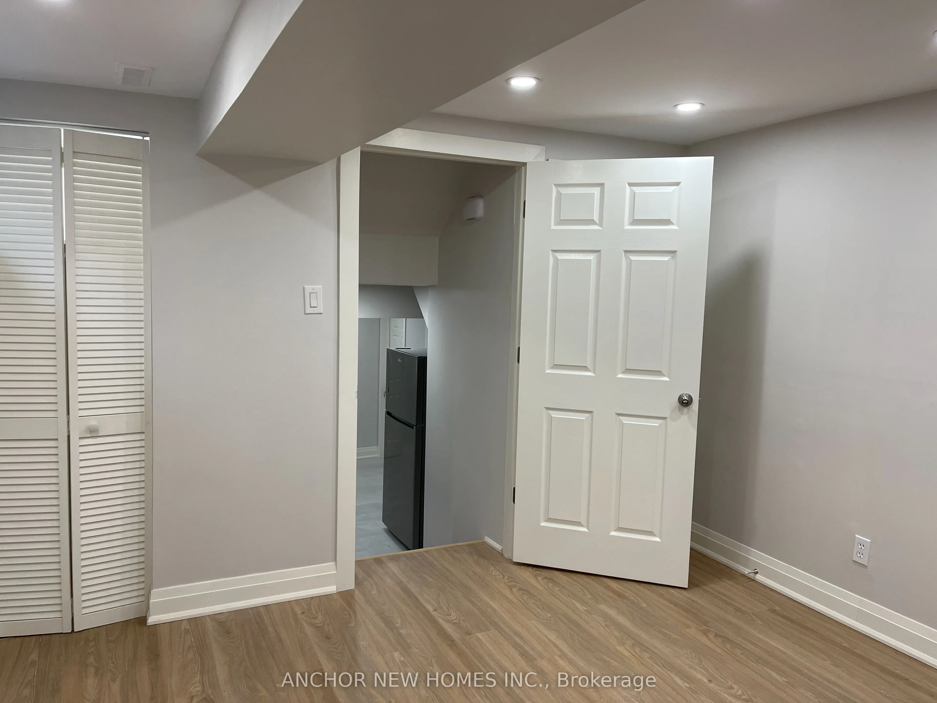 17 Applemore Road, #Basement