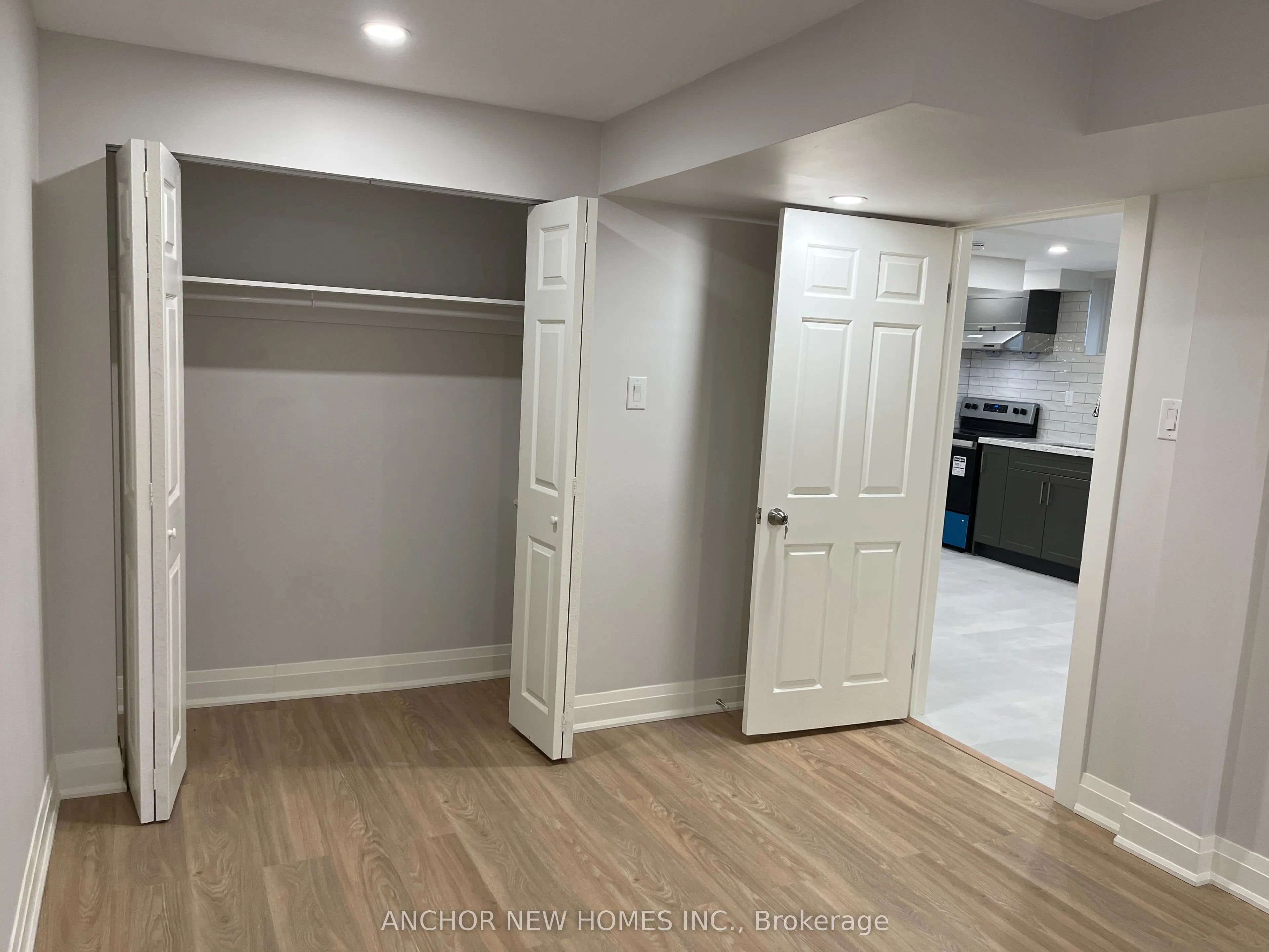 17 Applemore Road, #Basement