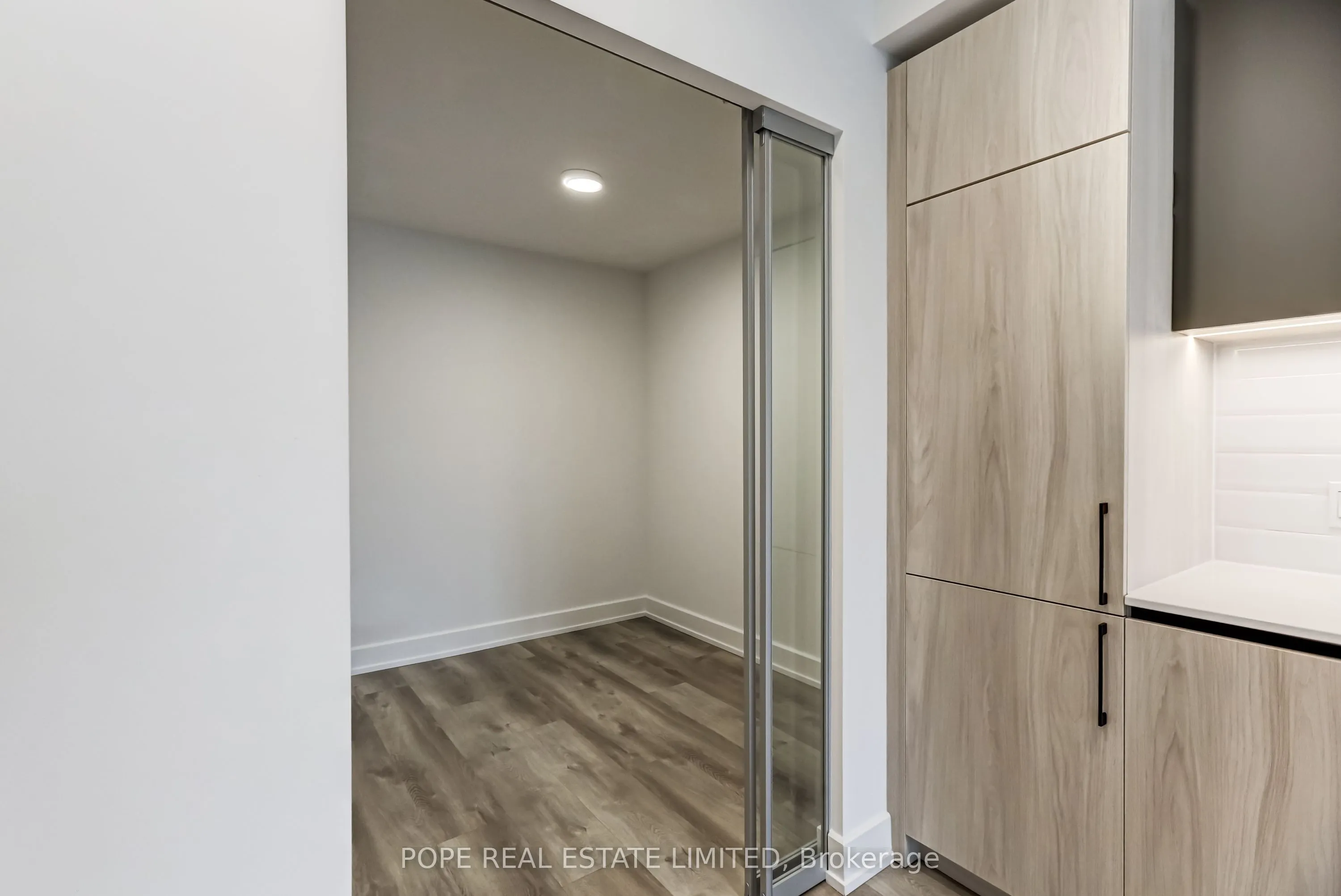 150 Logan Avenue, #509