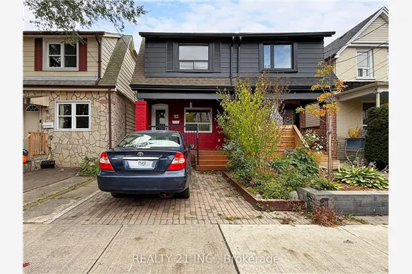 92 King Edward Ave Avenue