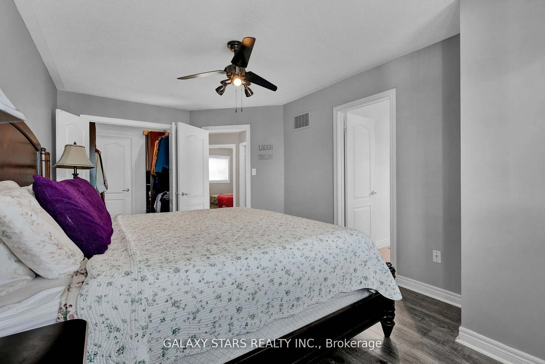 74 Northgrove Crescent