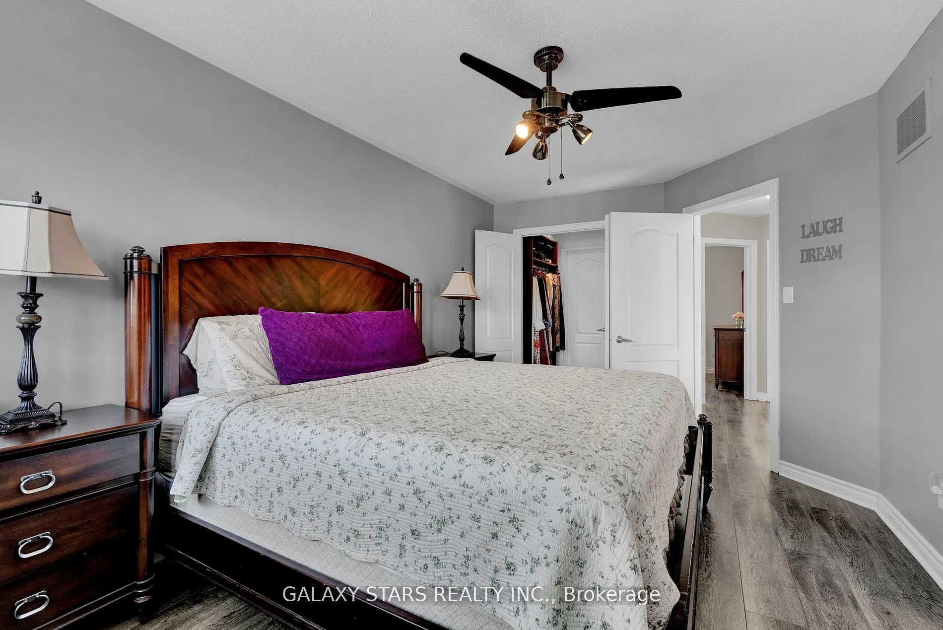 74 Northgrove Crescent