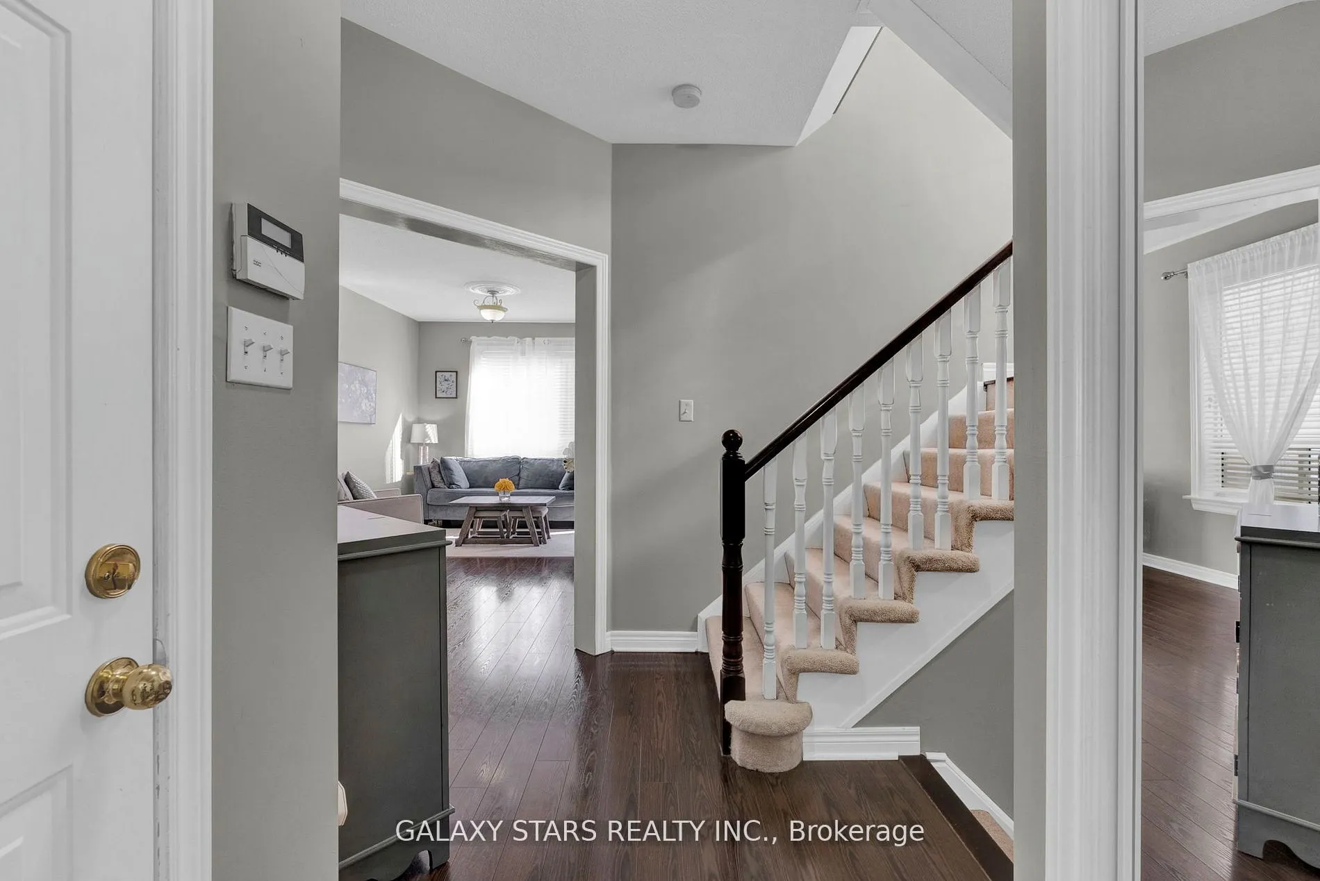 74 Northgrove Crescent