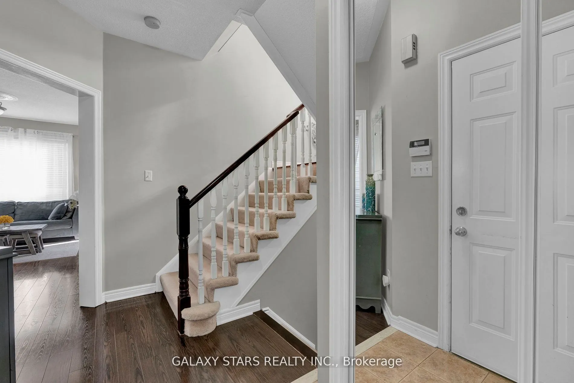 74 Northgrove Crescent