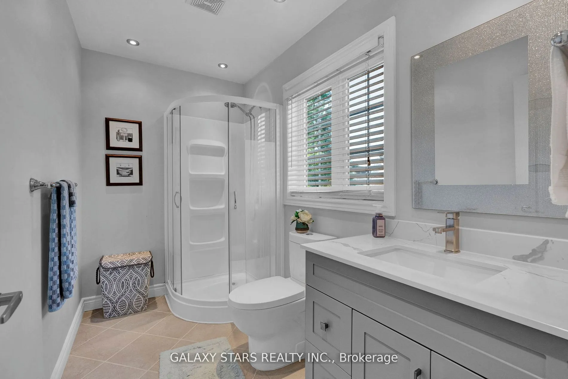 74 Northgrove Crescent