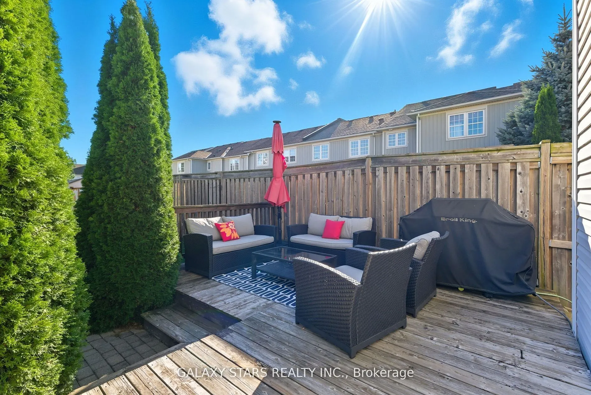 74 Northgrove Crescent