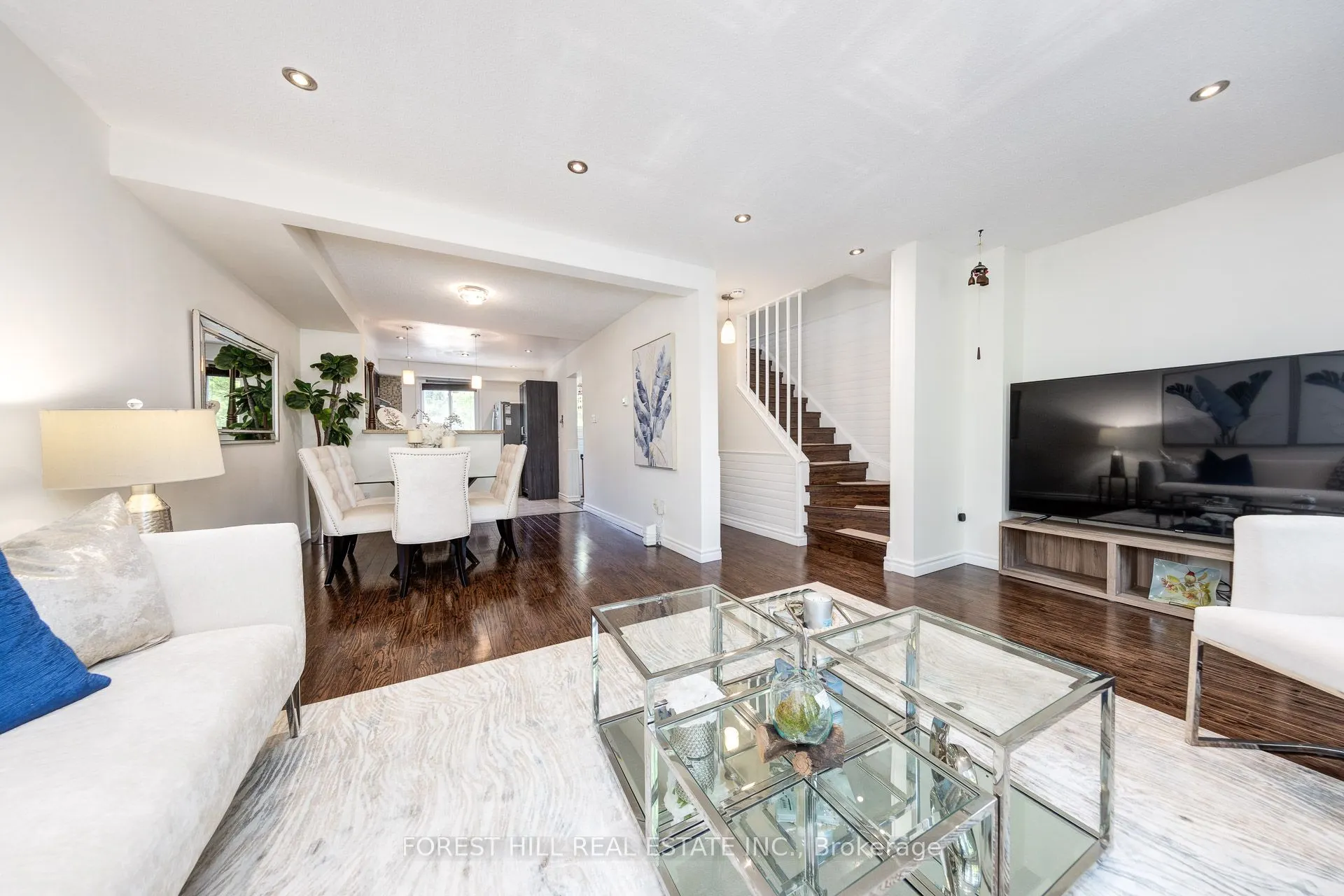 1 Davisbrook Boulevard, #12