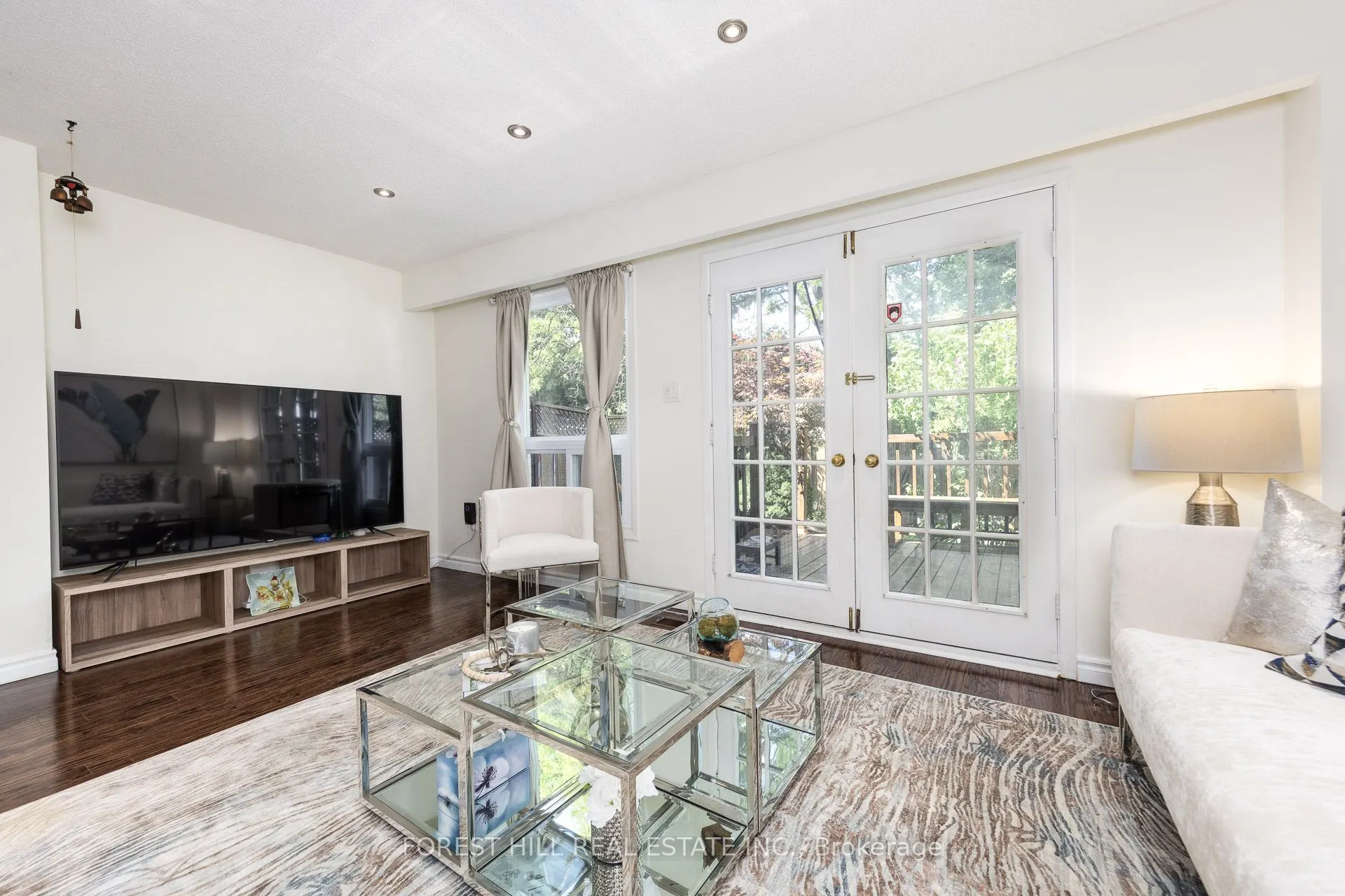 1 Davisbrook Boulevard, #12