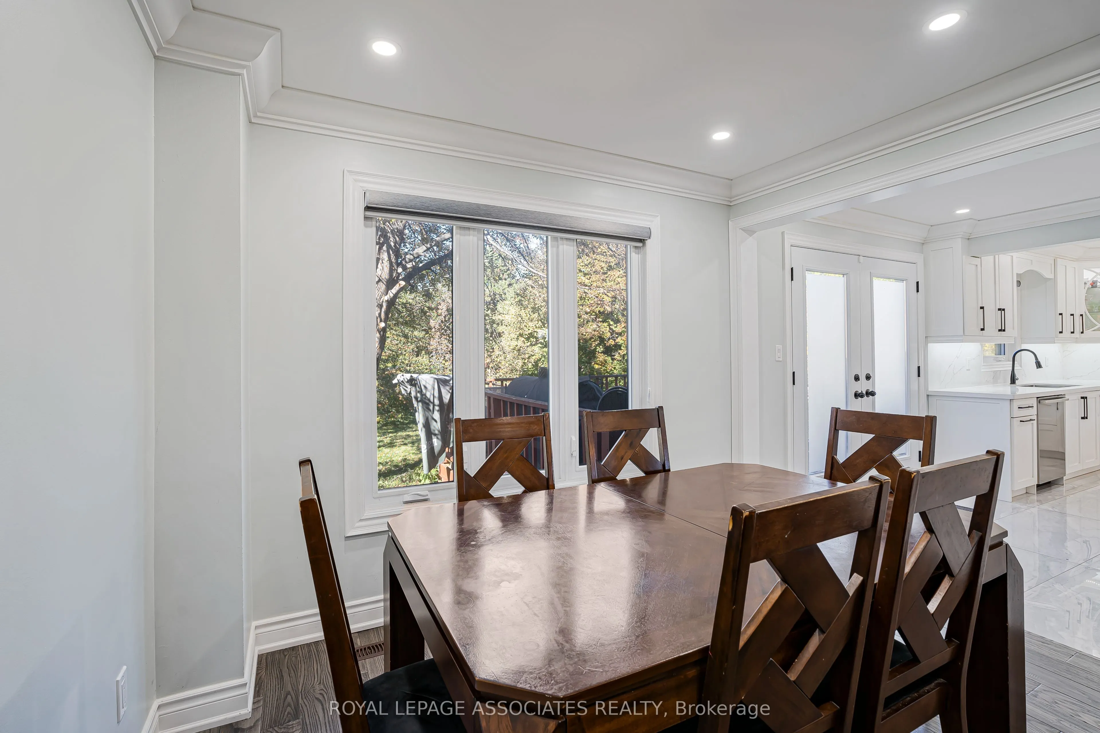 95 Carisbrooke Square